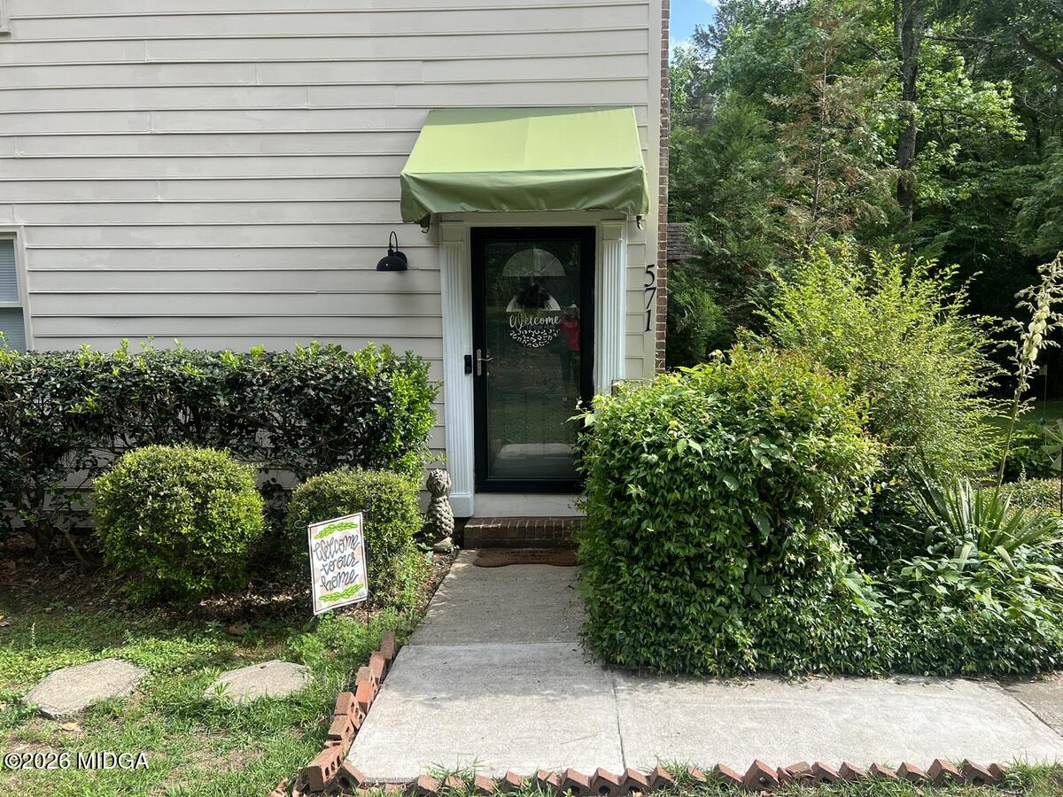 571 Bel Meade Place