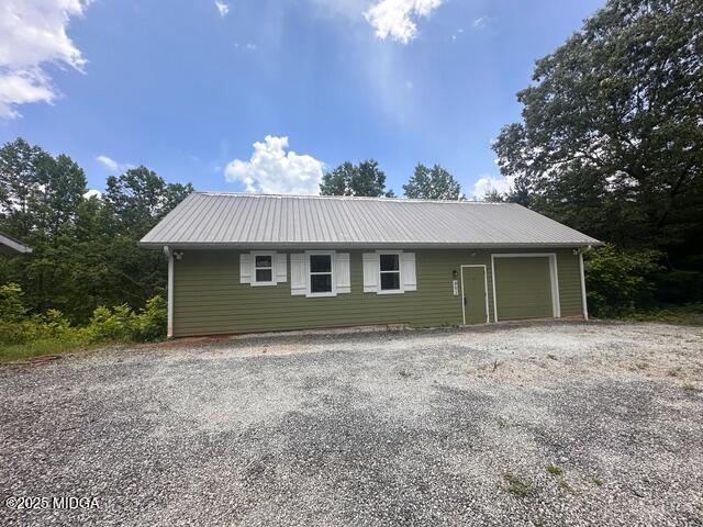 852 Crunkleton Lane