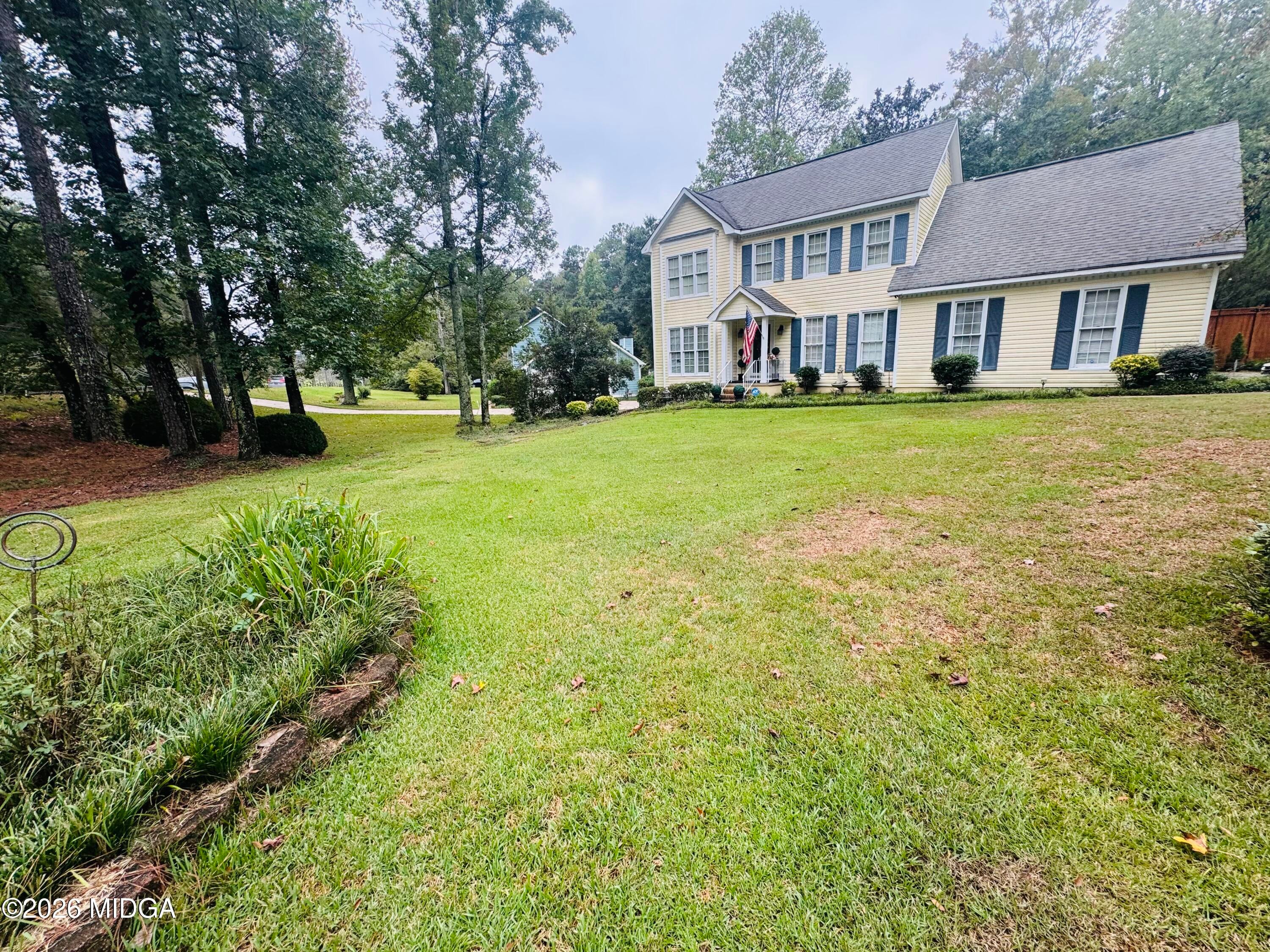 102 Rivoli Oaks Circle
