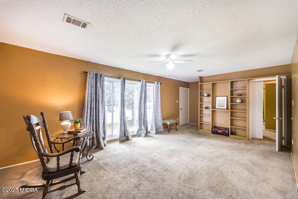 1553 Hurley Circle