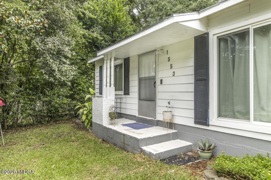 1553 Hurley Circle