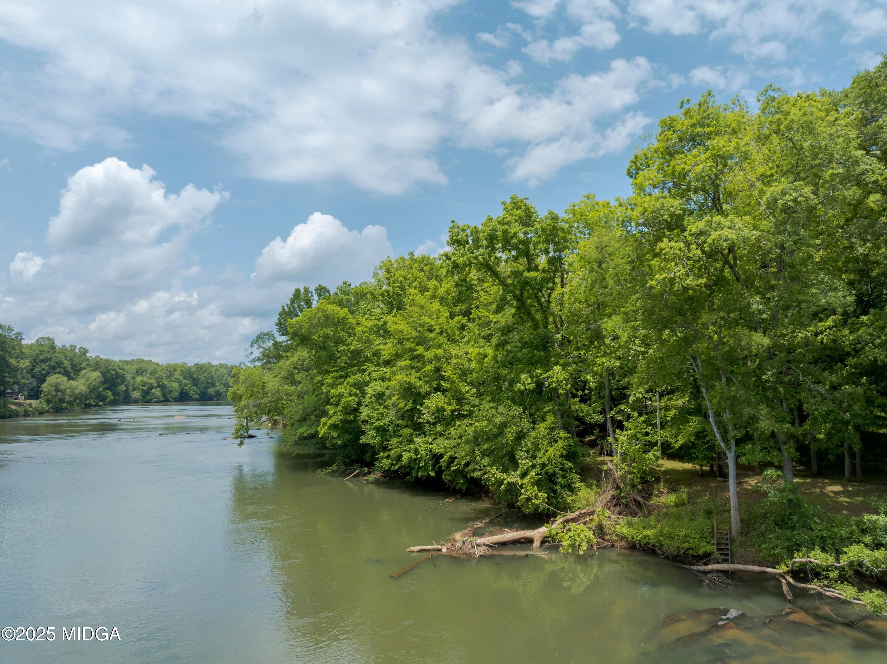 615 Old River Road