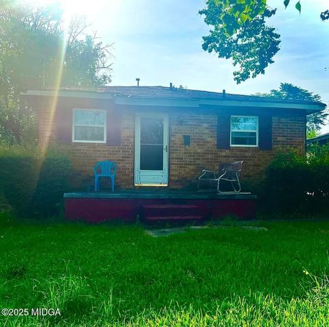 466 Petunia Avenue Macon GA 31204