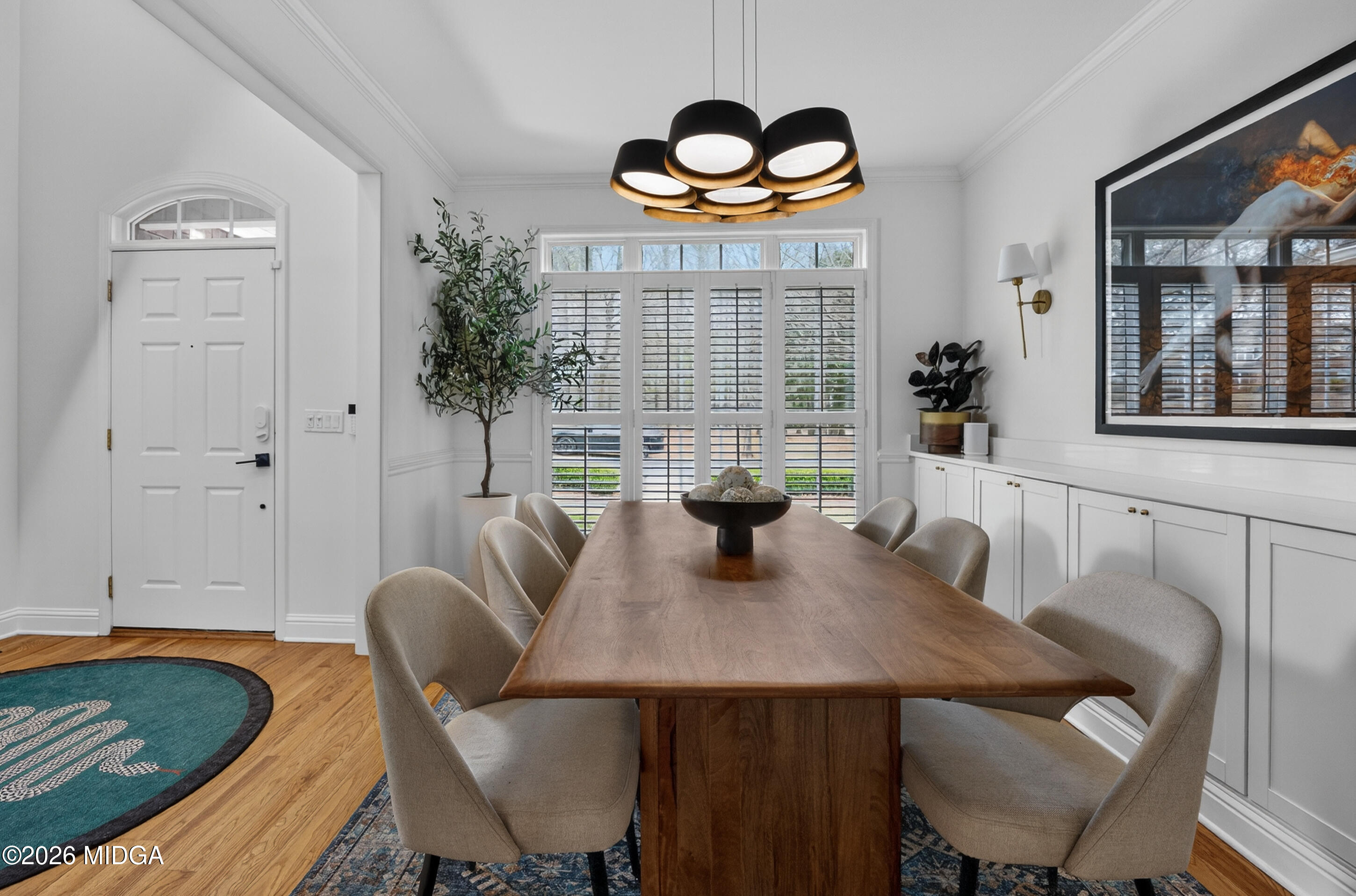 916 Huntcliffe Drive