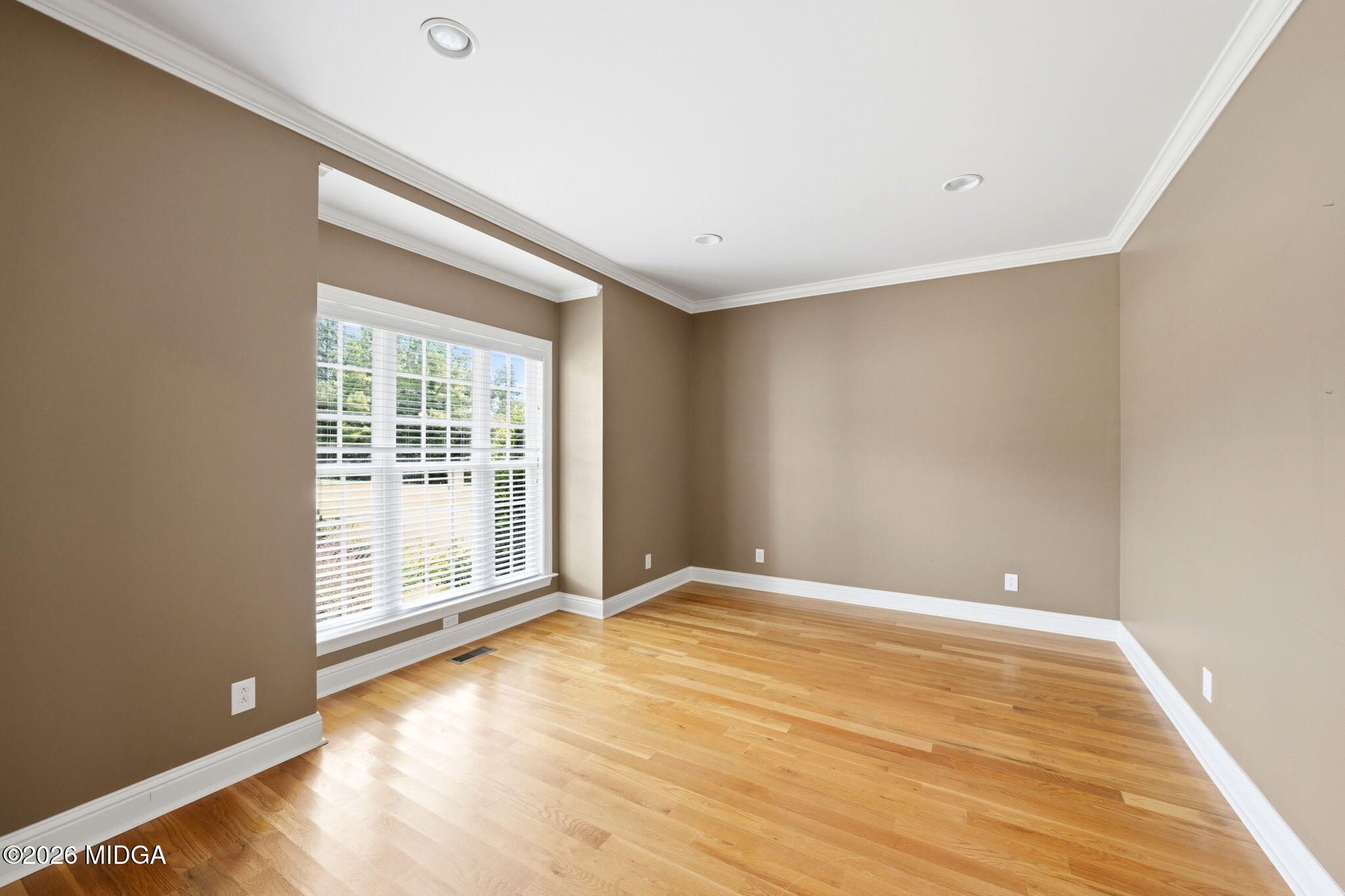 214 Oakleaf Drive