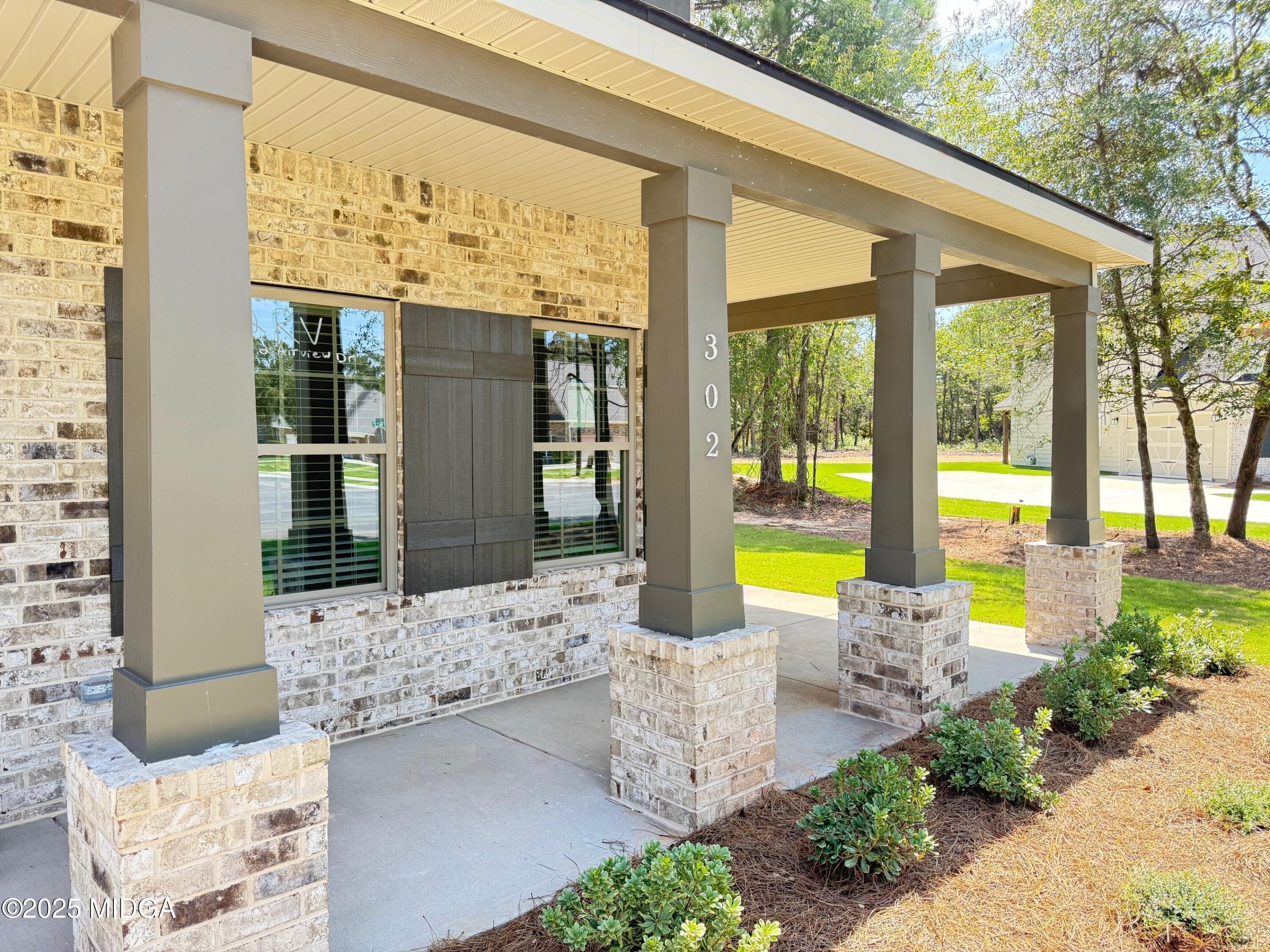 302 Air View Drive 2