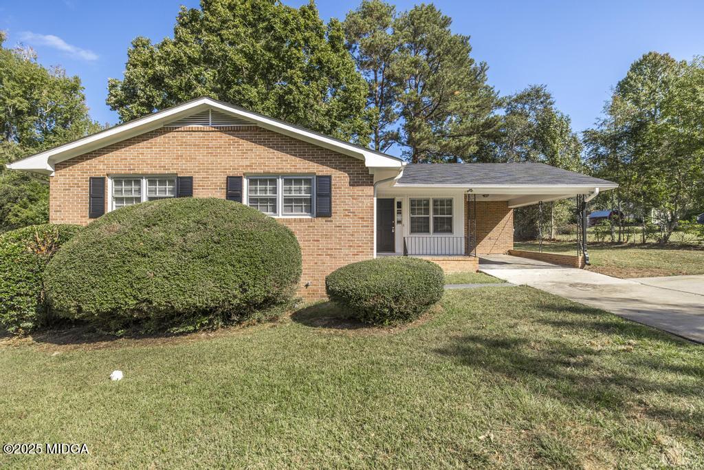 2535 Hyde Park Road