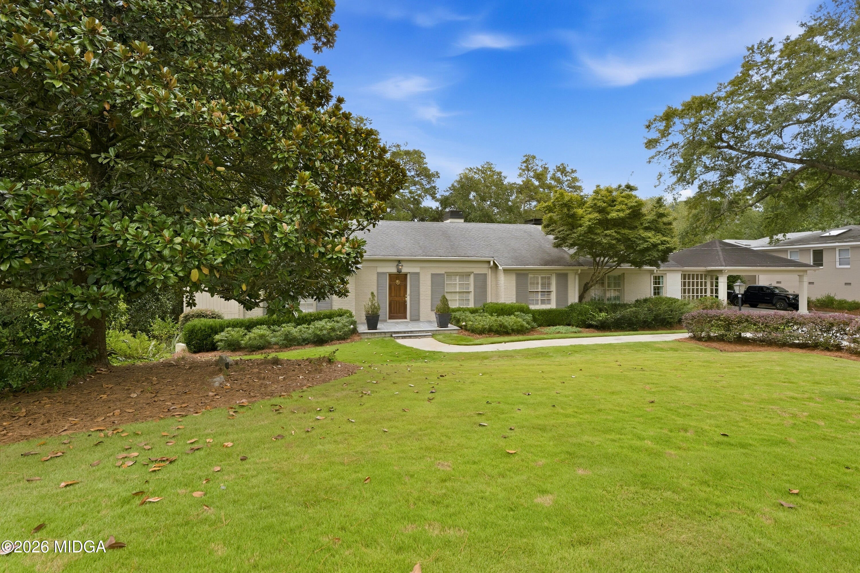 4425 Old Club Road