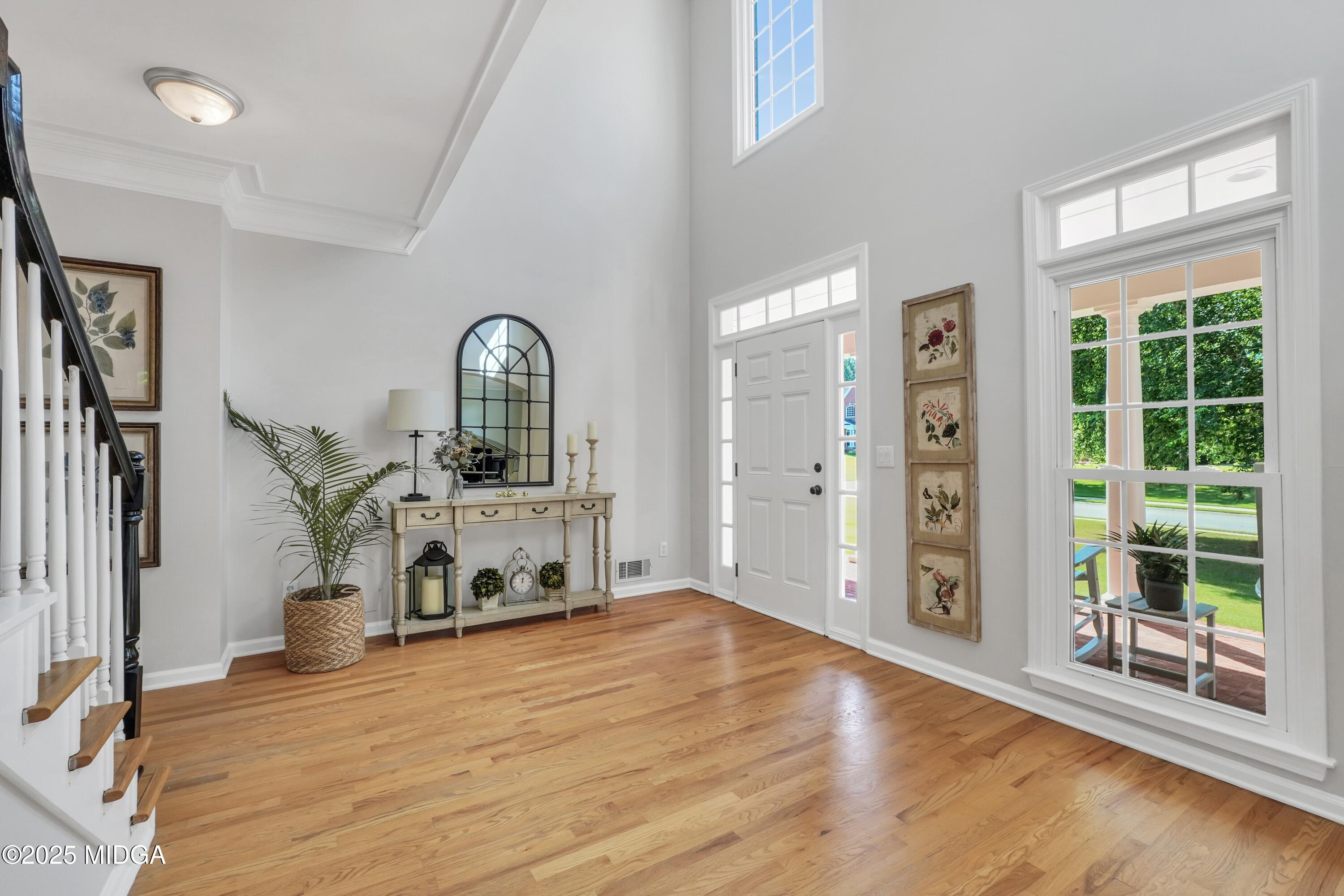 100 Castlebrook Chase