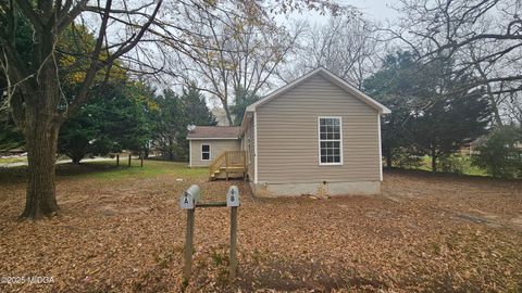 237 Parsons Street Forsyth GA 31029