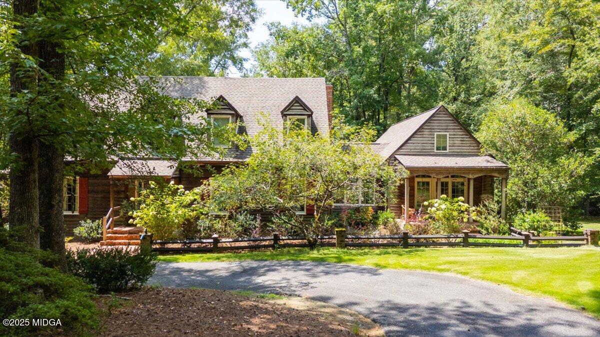 973 Fieldstone Drive