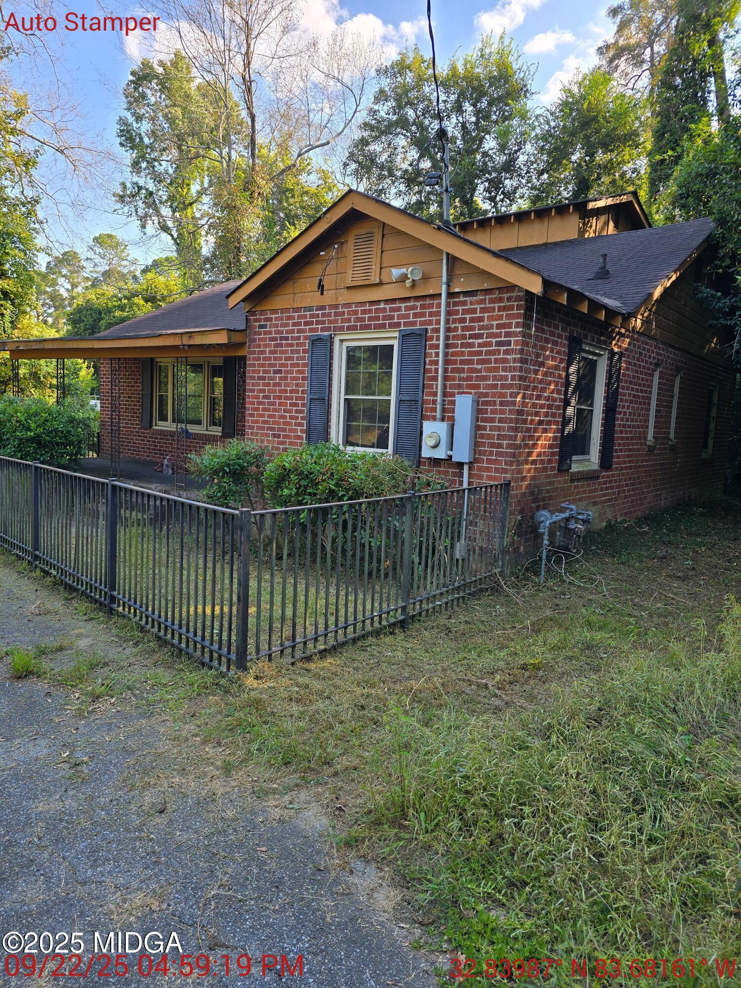 3258 Napier Avenue