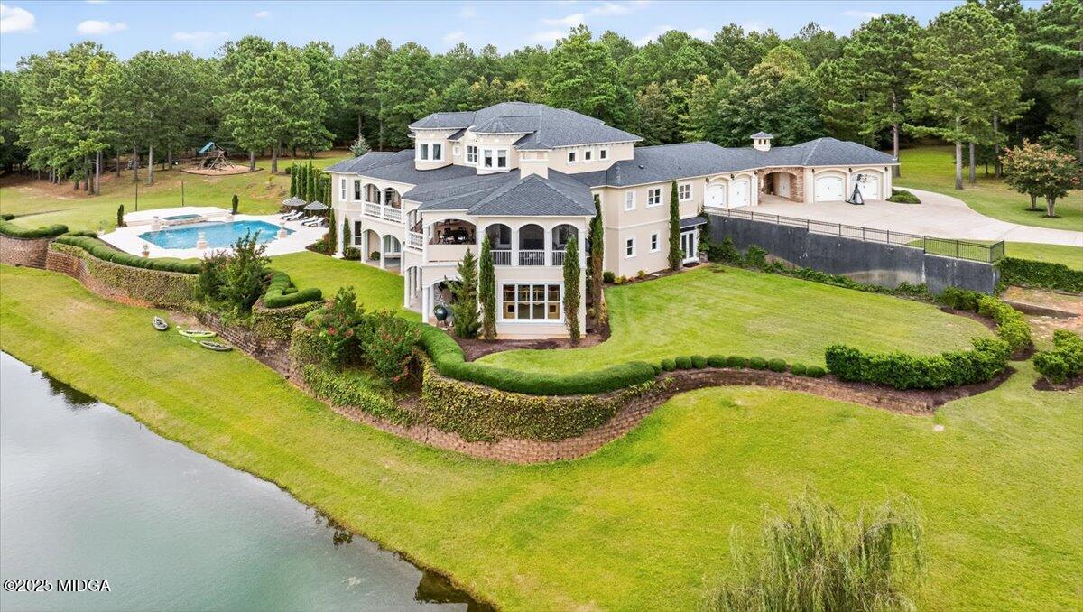 1011 Eagle Feather Trail
