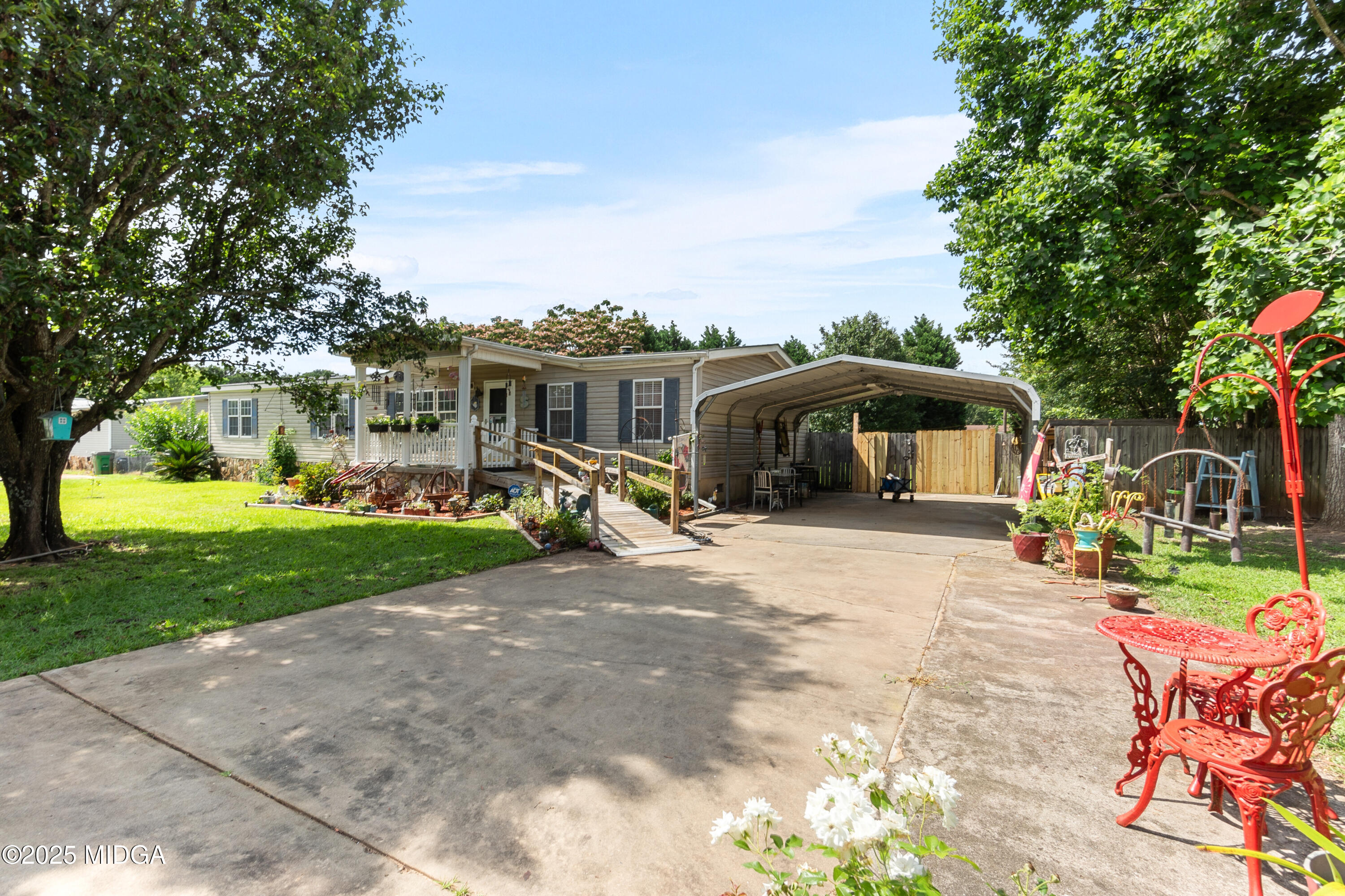 136 Shamrock Circle