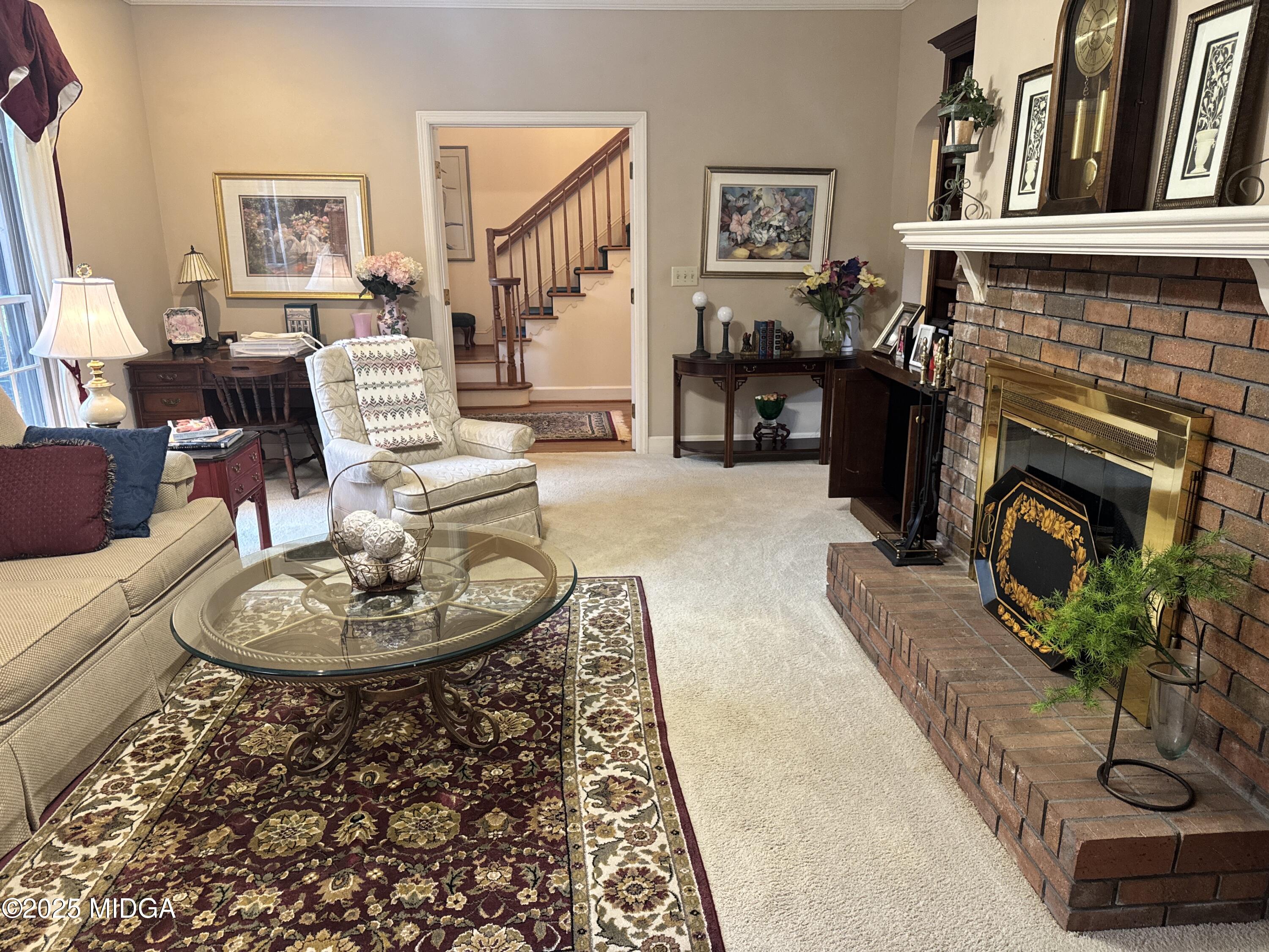 214 River North Circle