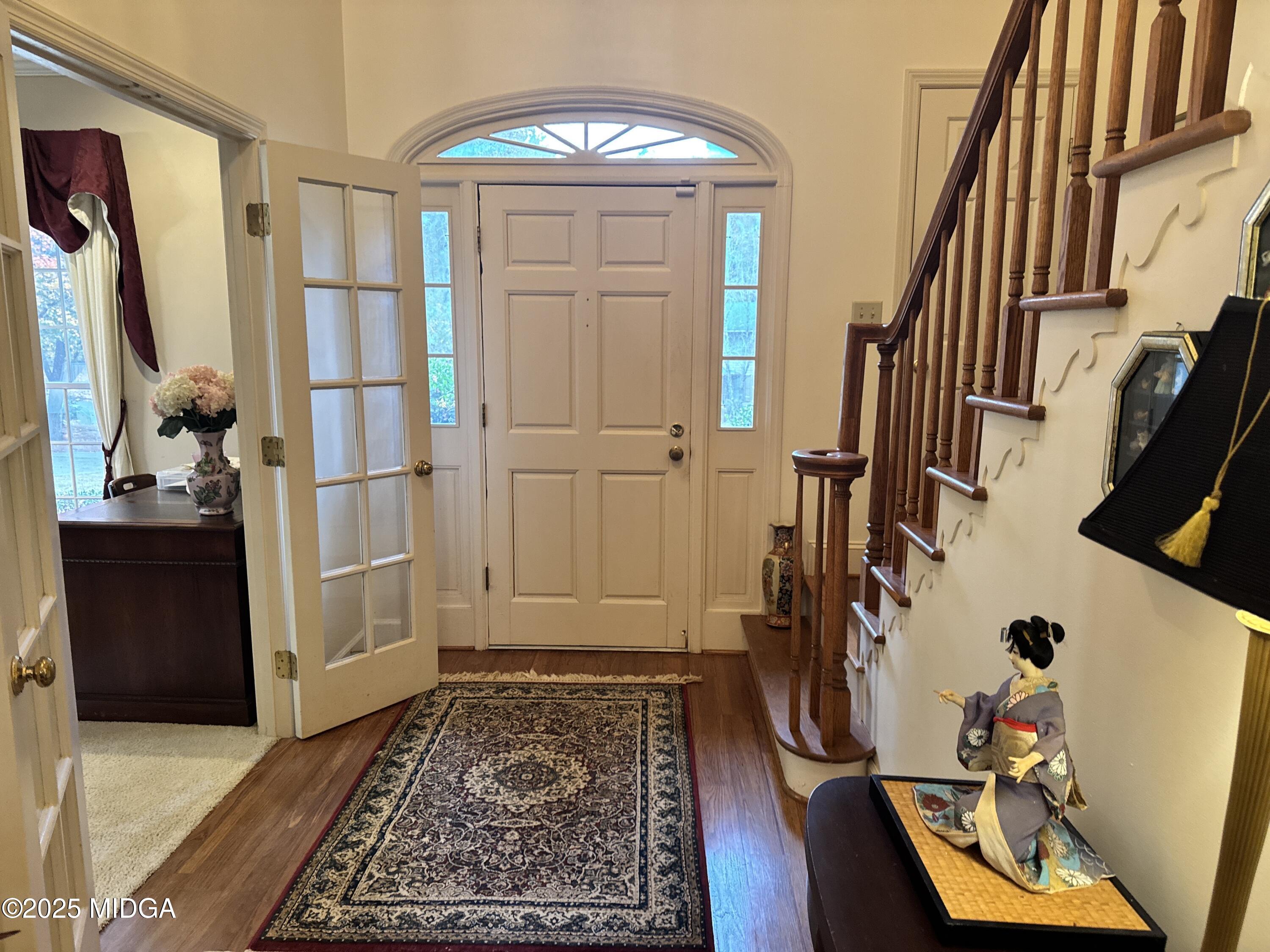 214 River North Circle