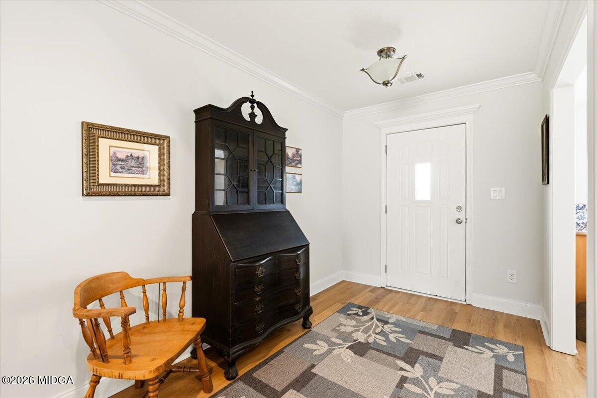 305 Lamplight Drive