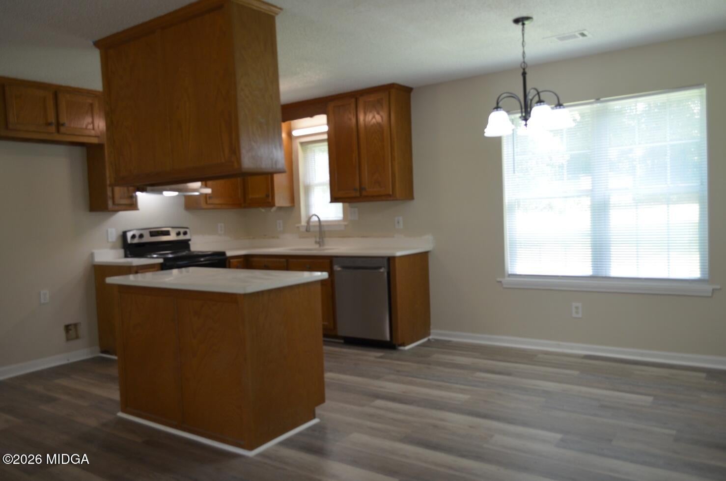 79 N Camp Drive