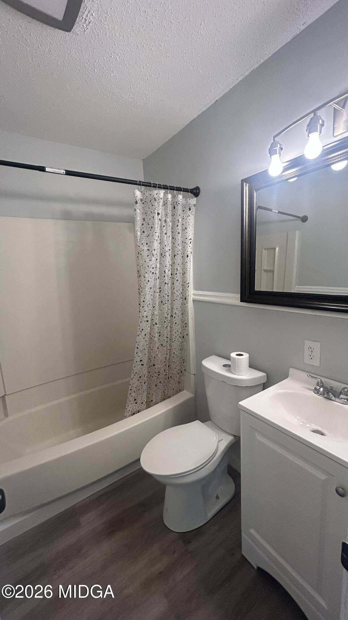 3783 Travis Boulevard