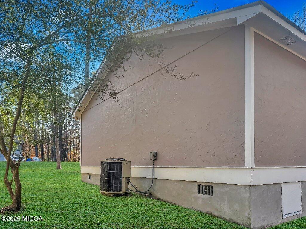 1154 N Plantation Parkway