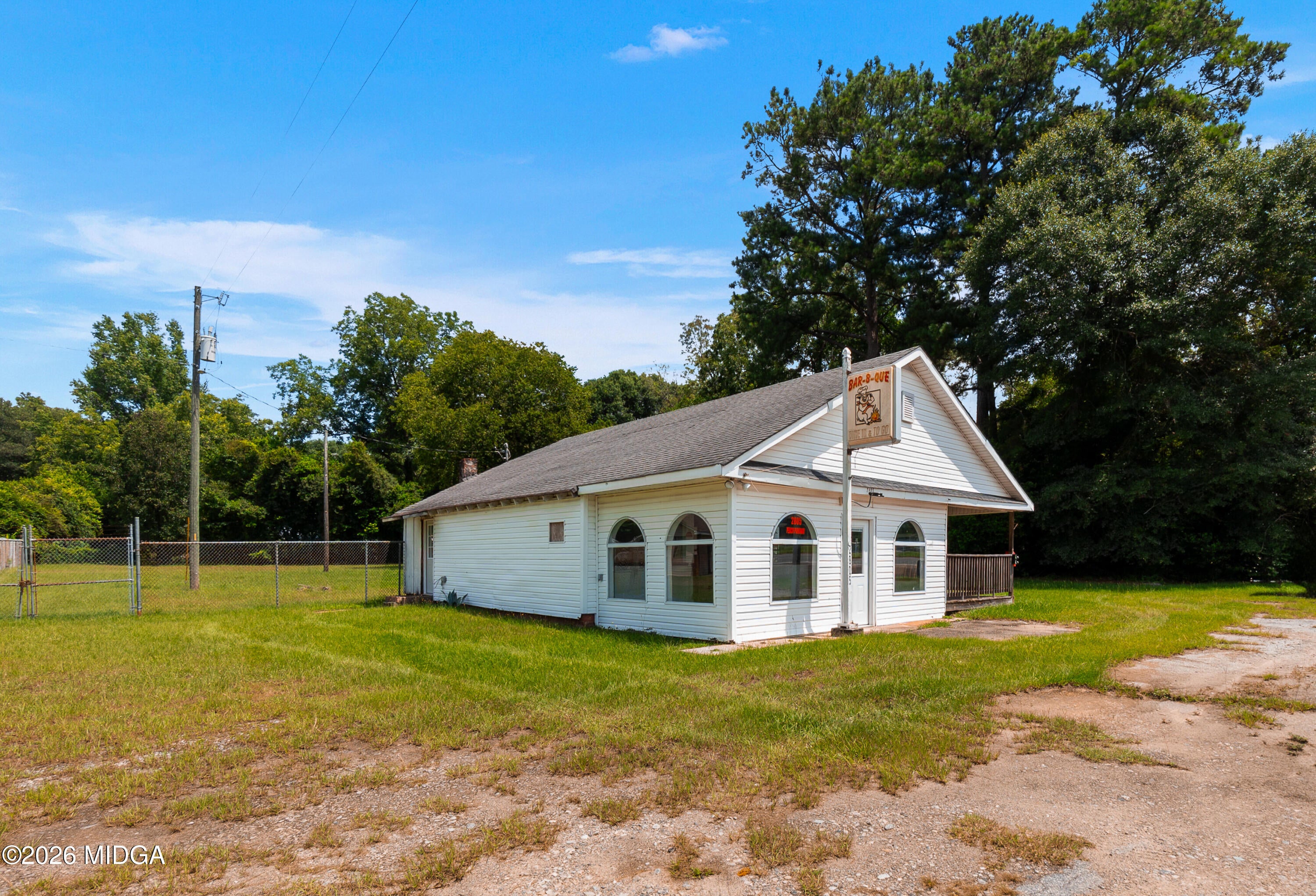 2805 Peach Parkway