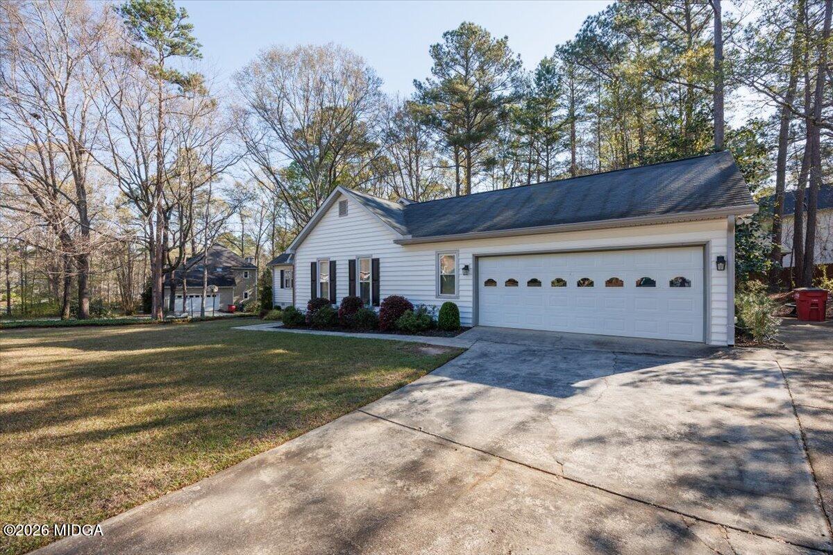 138 Rivoli Oaks Circle