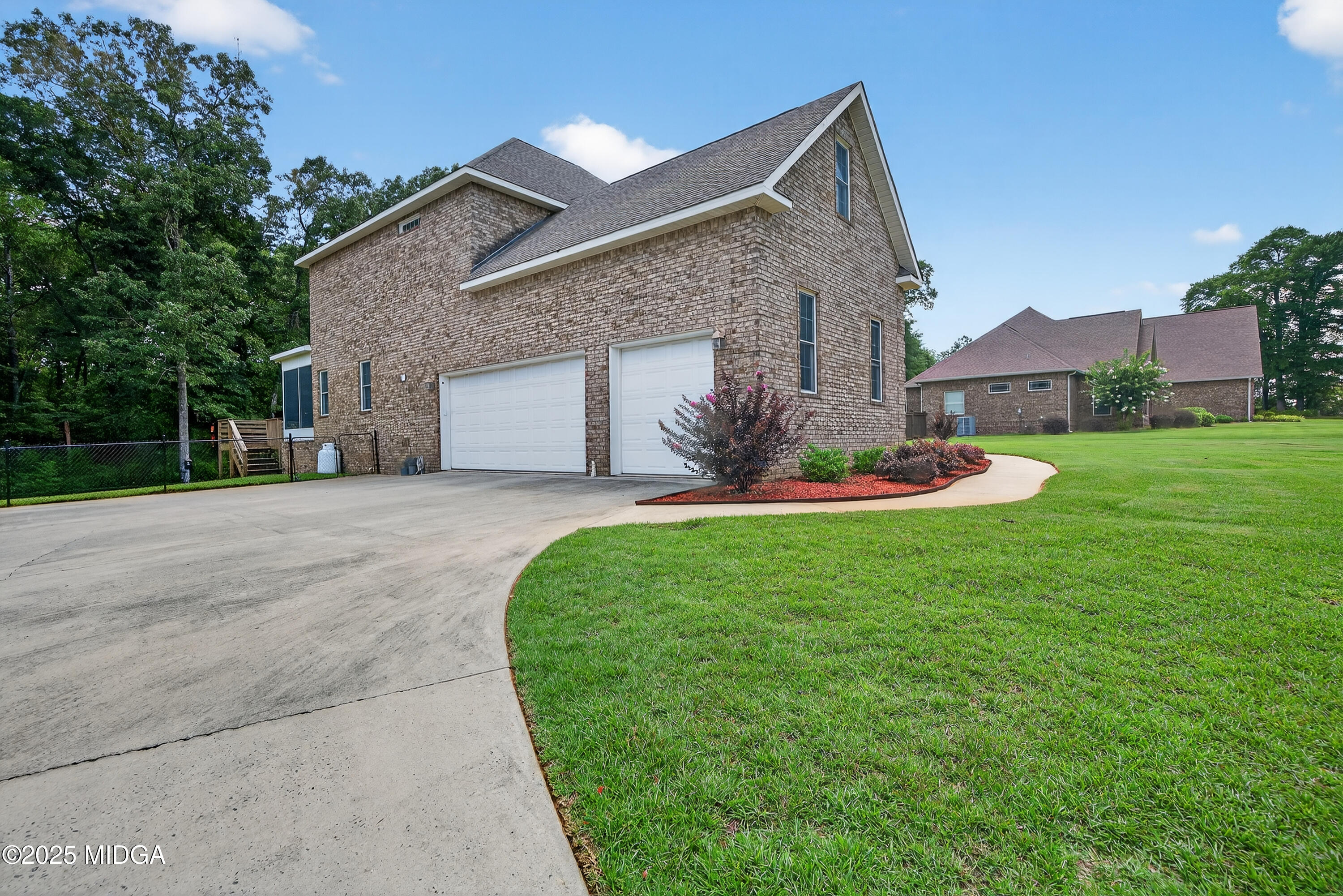 214 Brentwood Drive