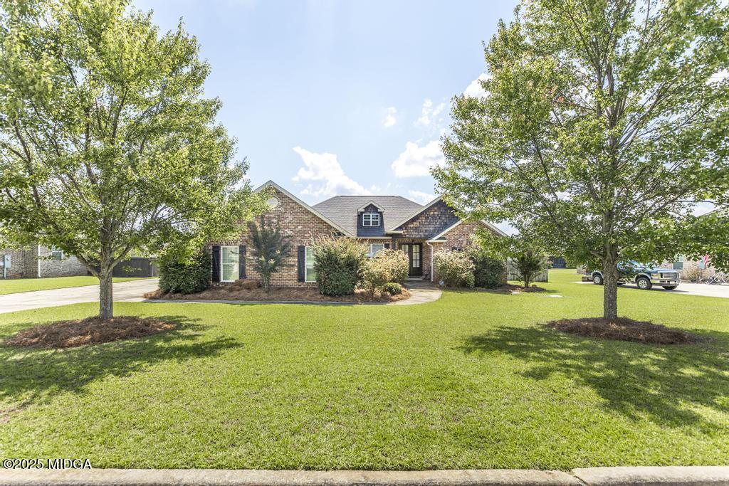 250 Hathersage Drive