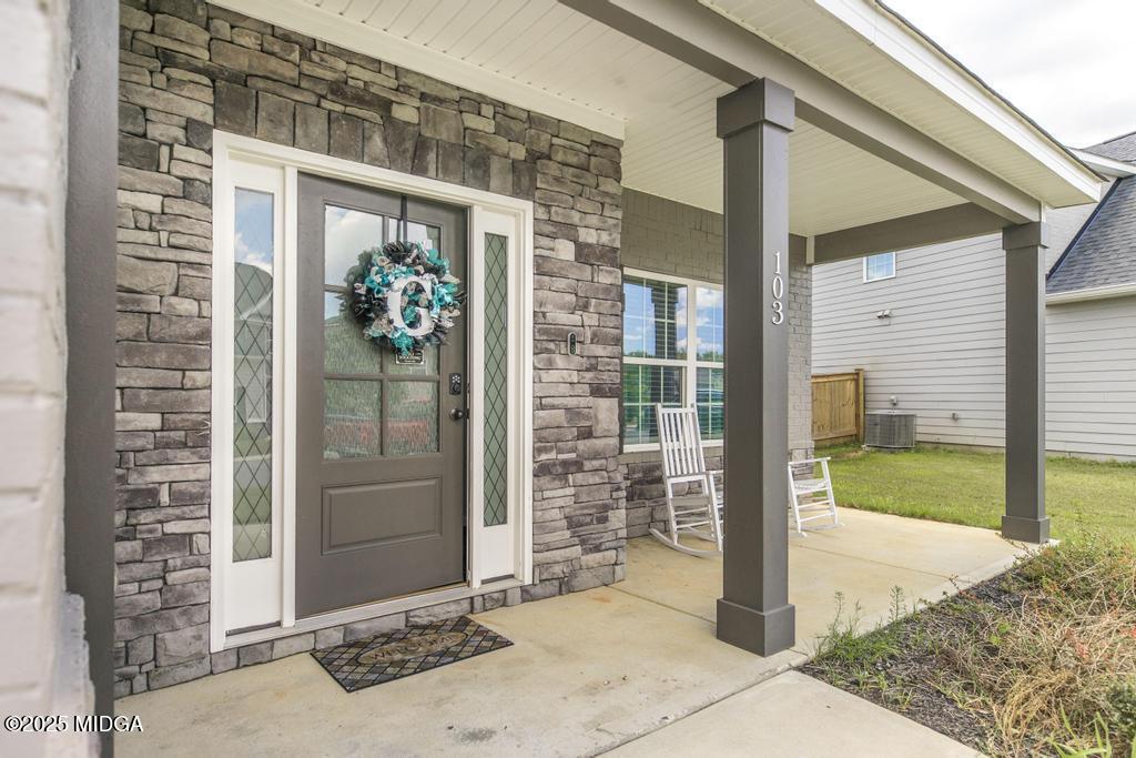 103 Hidesta Court
