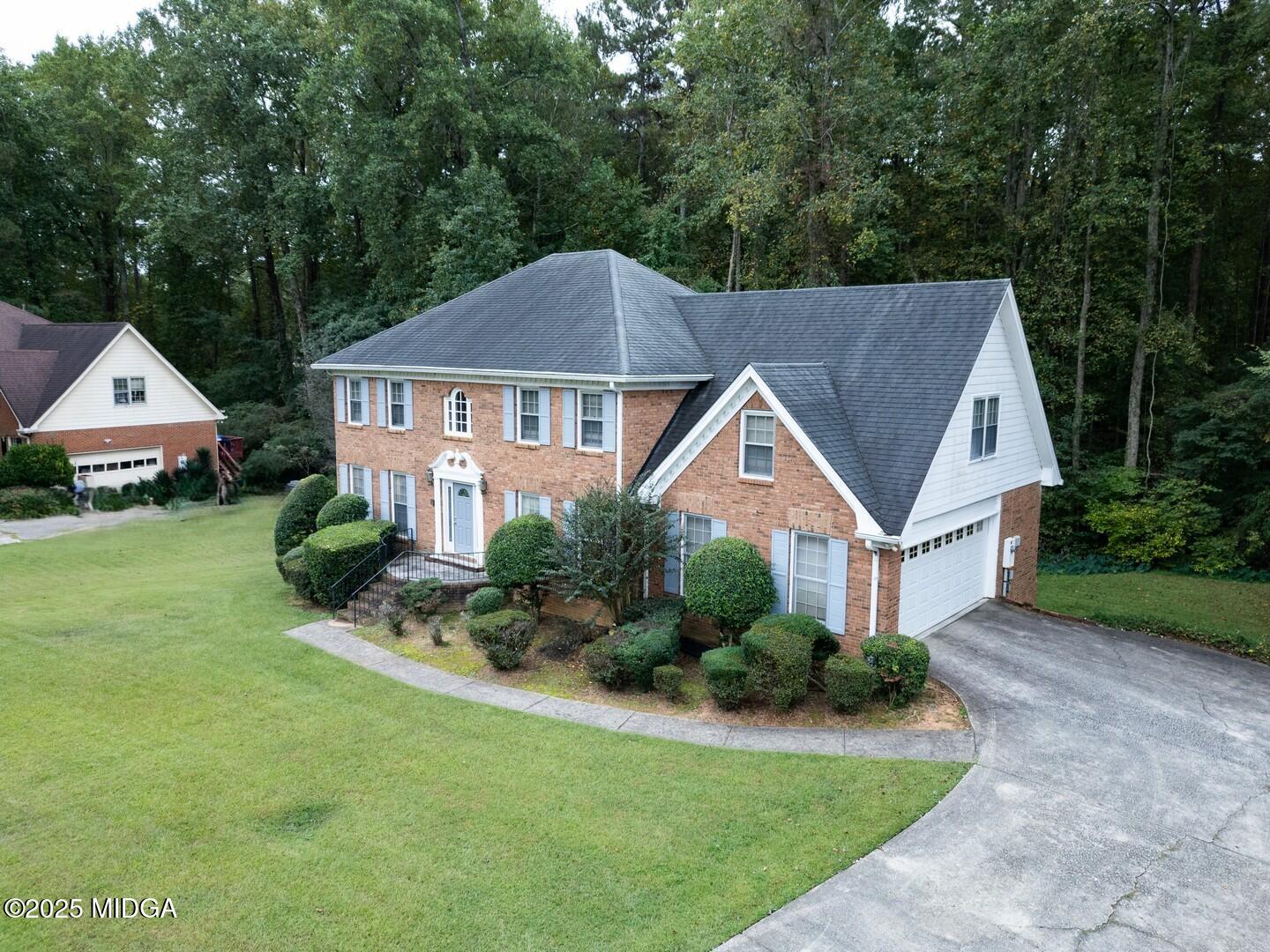 5633 Fox Den Trail