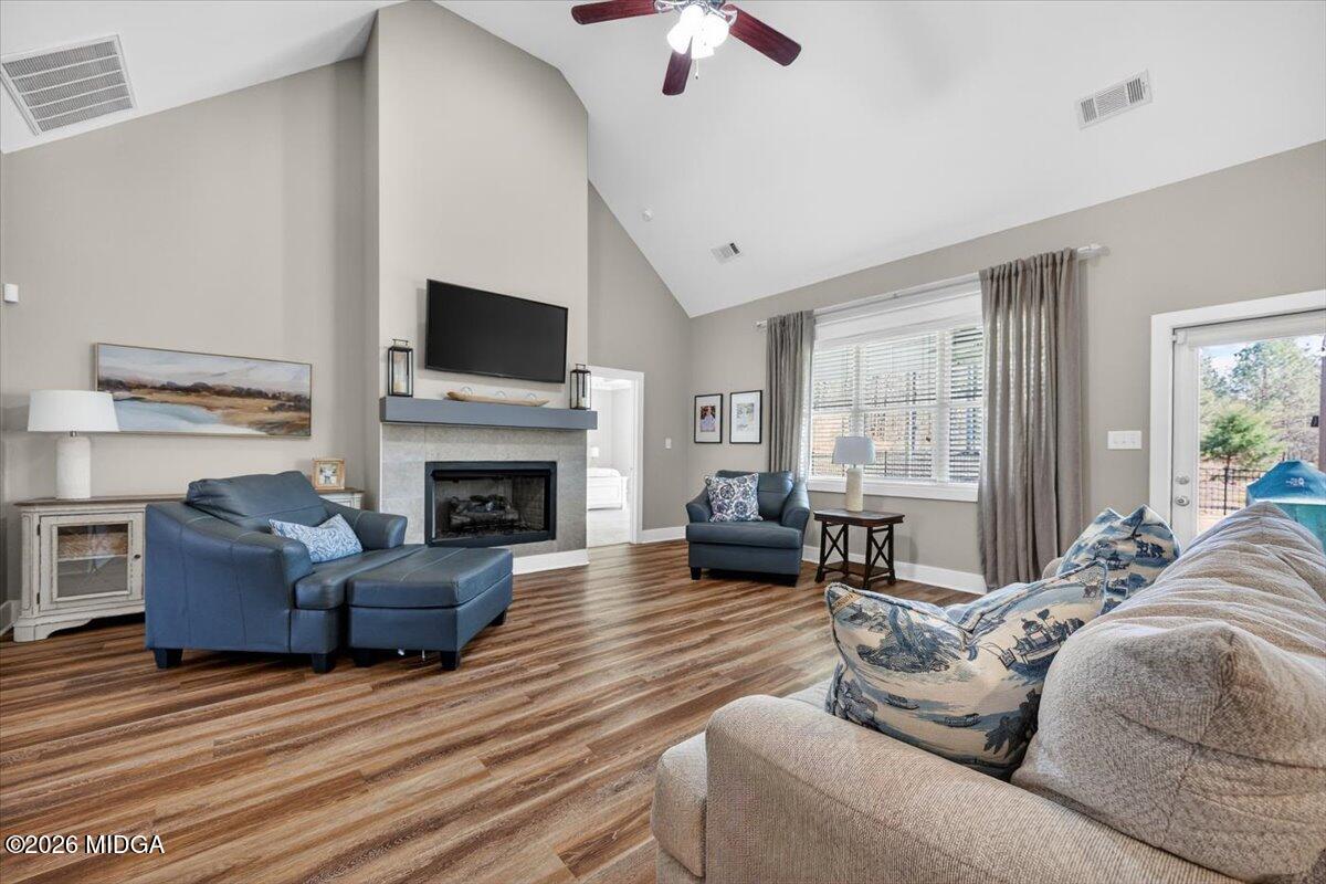 810 Holly Ridge Drive