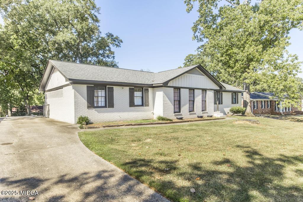 3216 Willowdale Drive