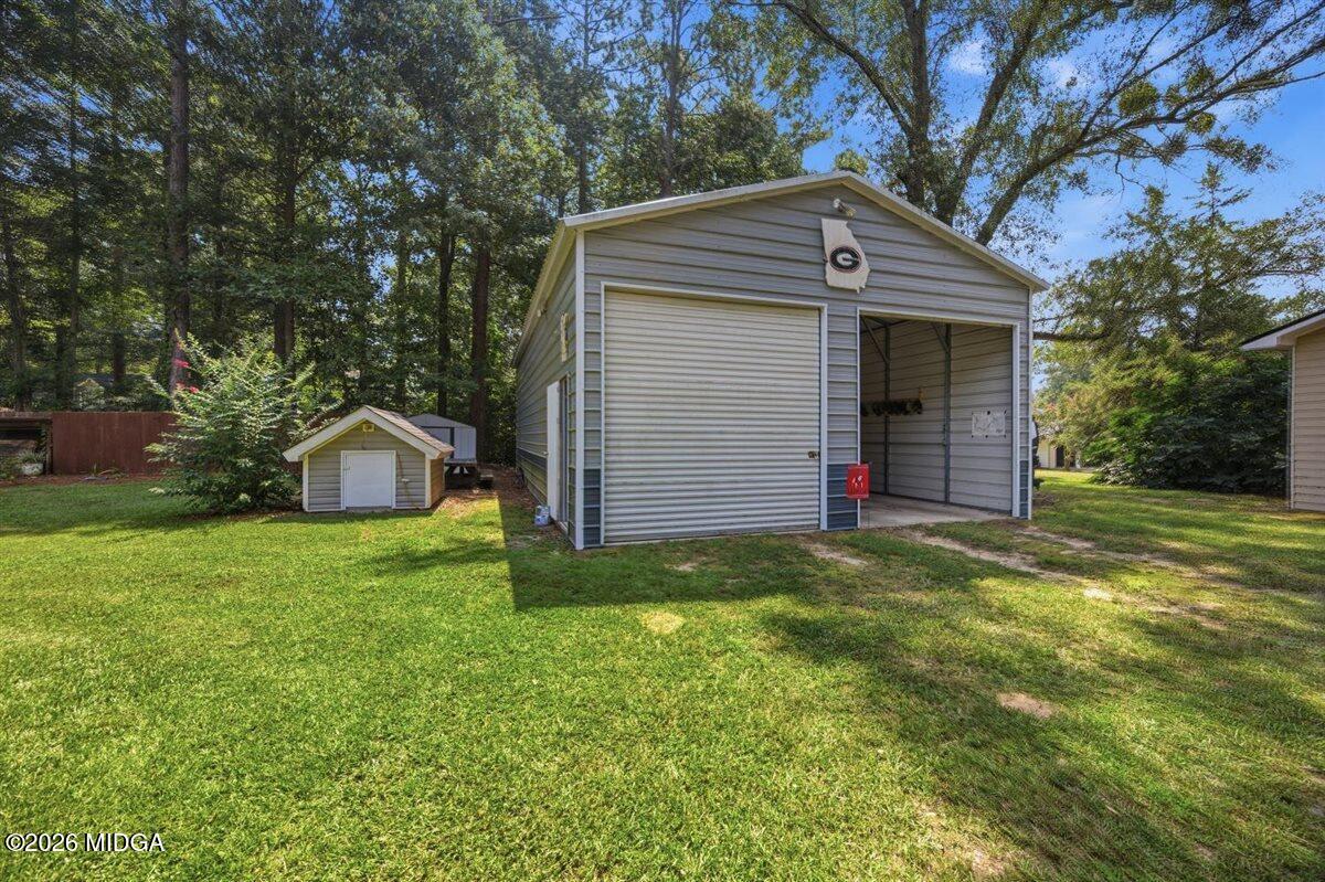 147 Beaver Ridge Circle