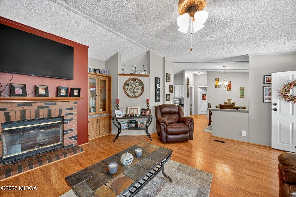 1659 Henderson Road