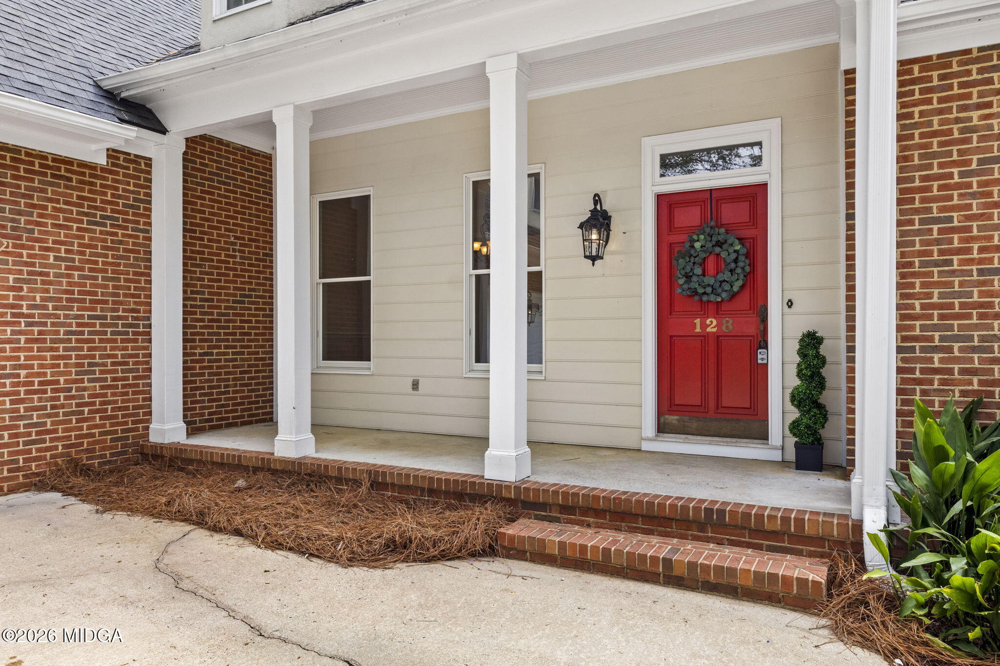 128 Wolf Creek Drive N