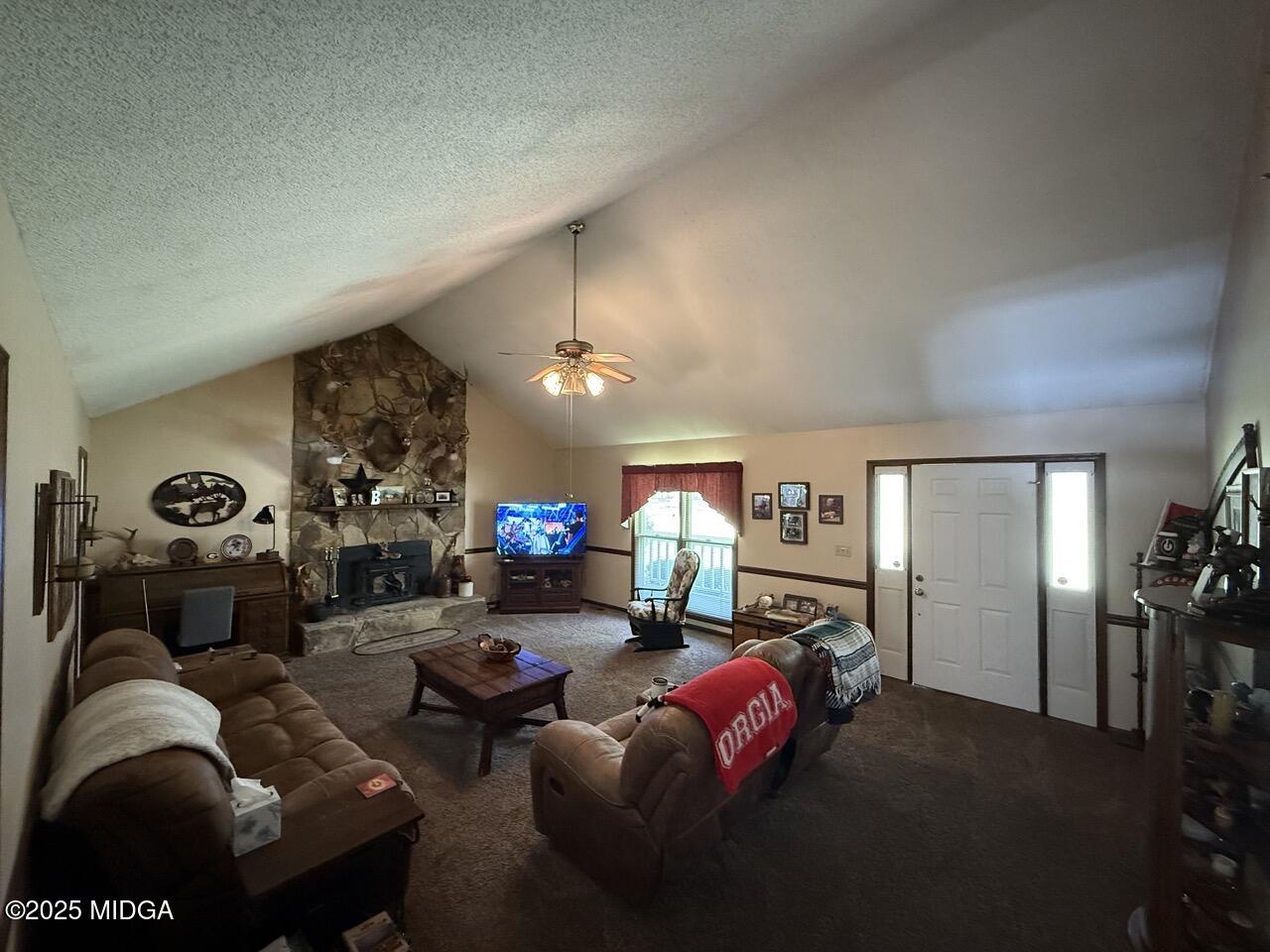 101 kinsgwood dr Drive