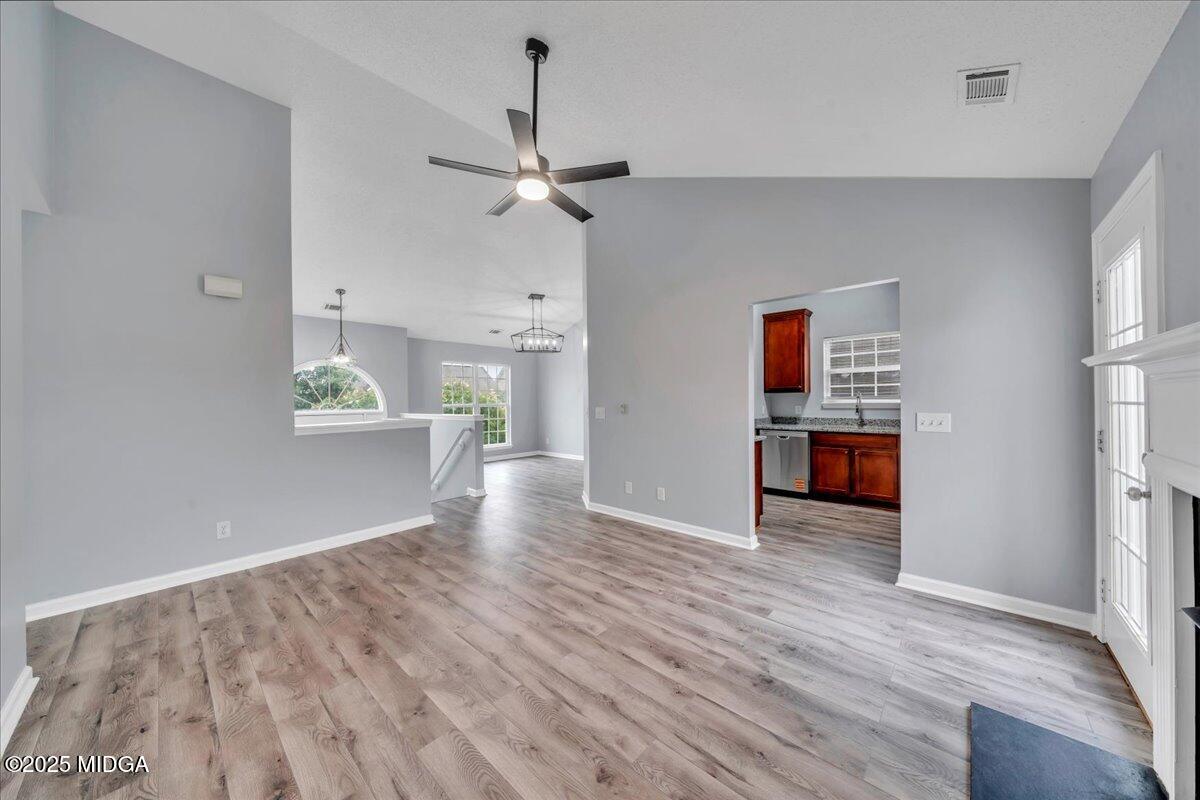 105 Browning Pointe