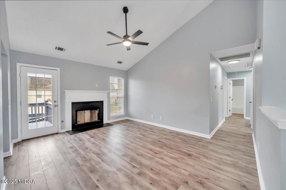 105 Browning Pointe