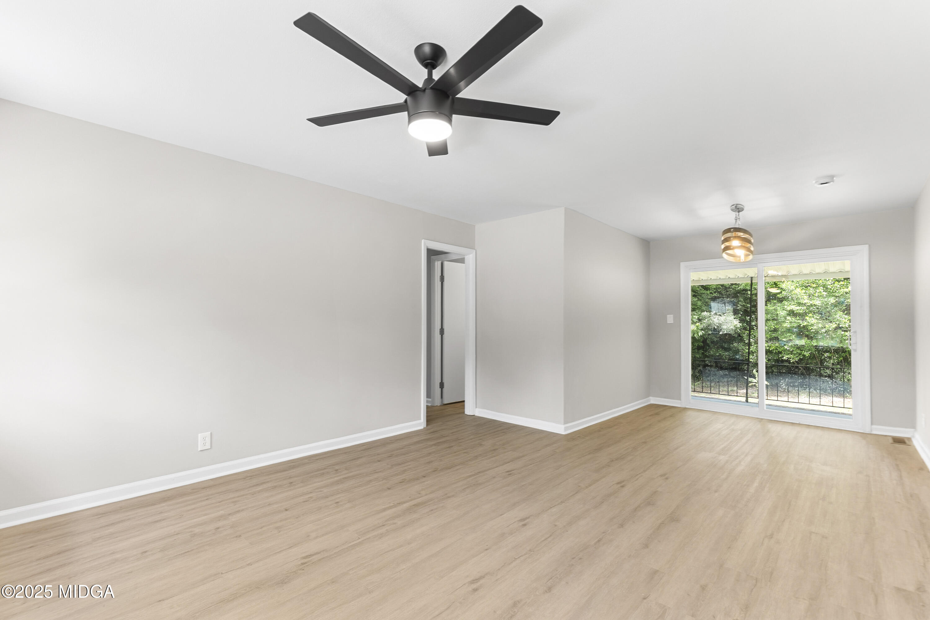 120 Kirkwood Circle