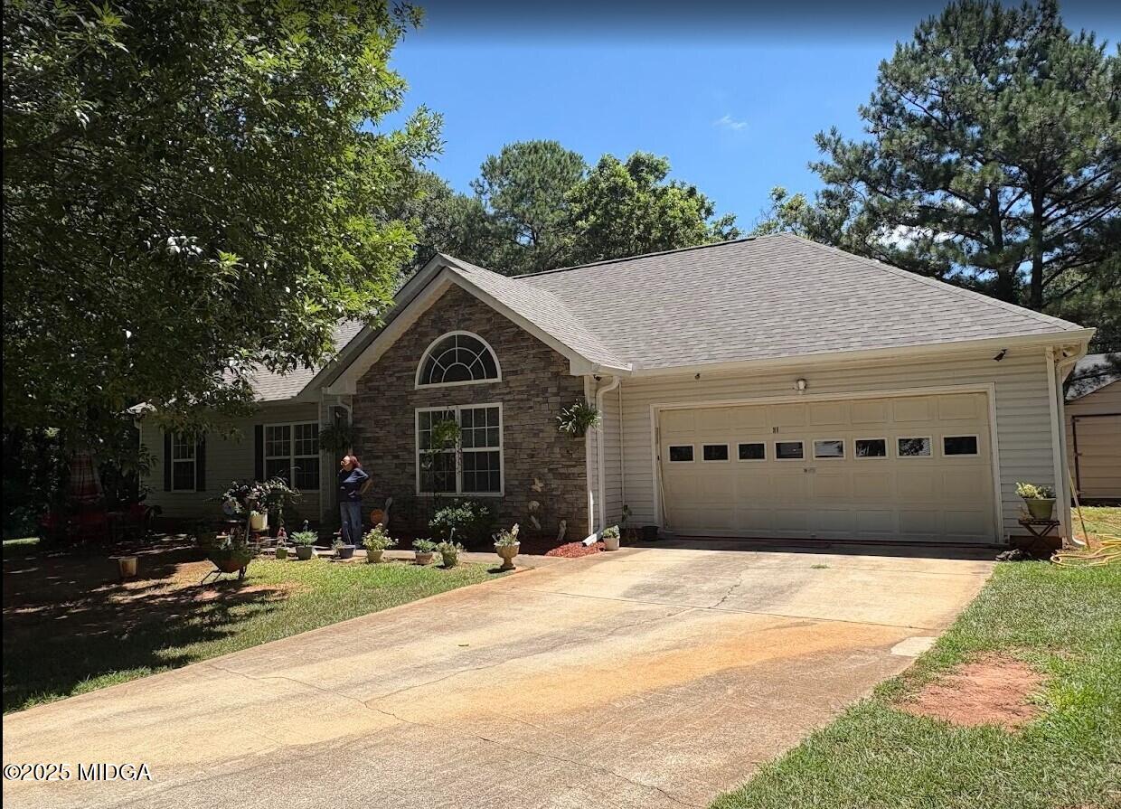61 Clifton Drive