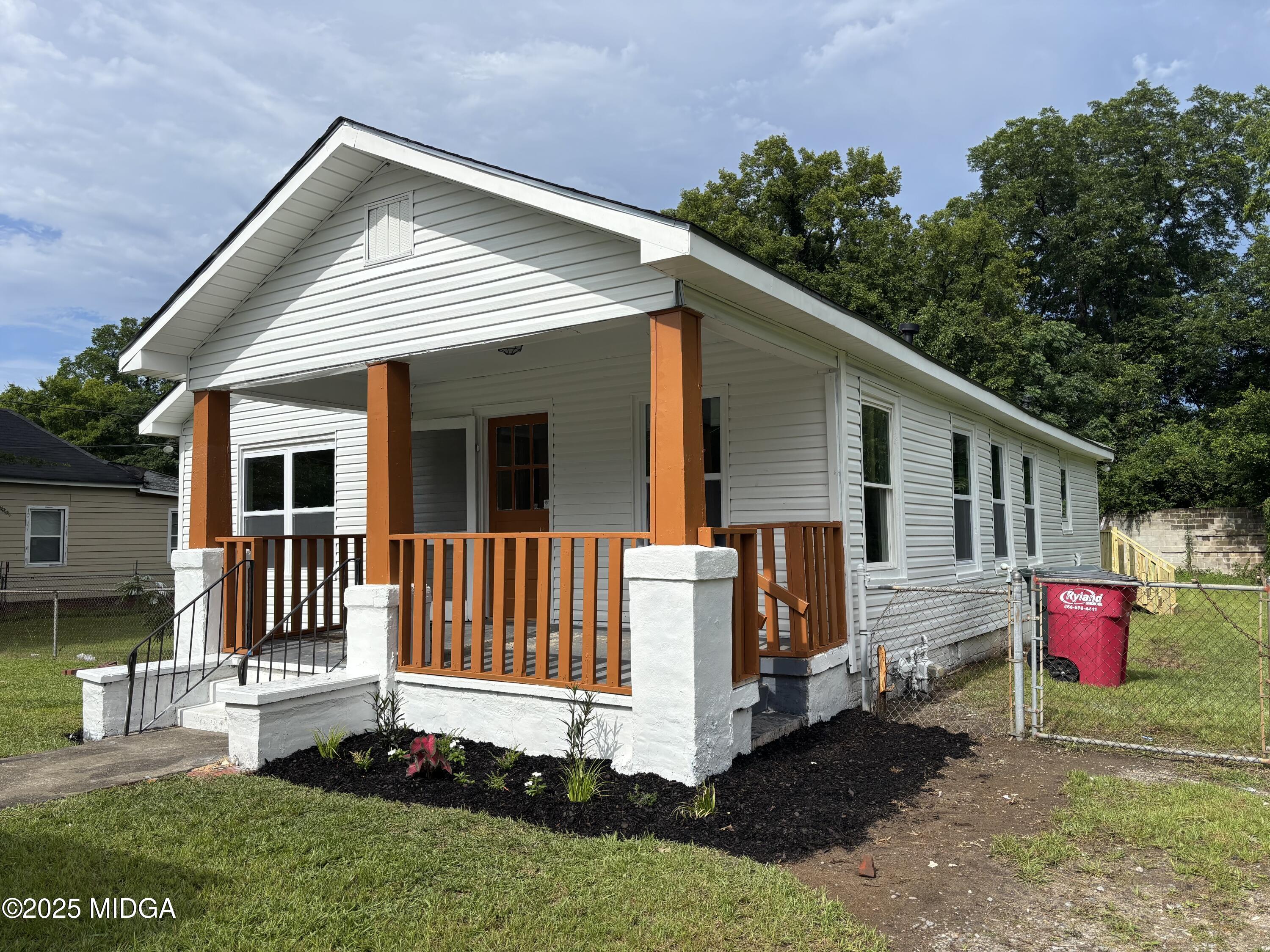 747 Bowman Street