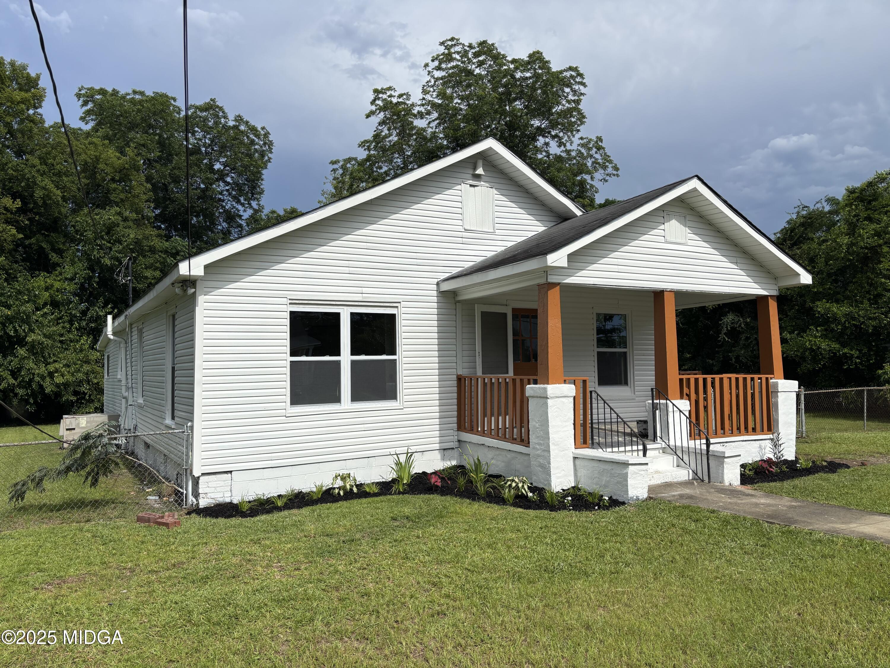 747 Bowman Street