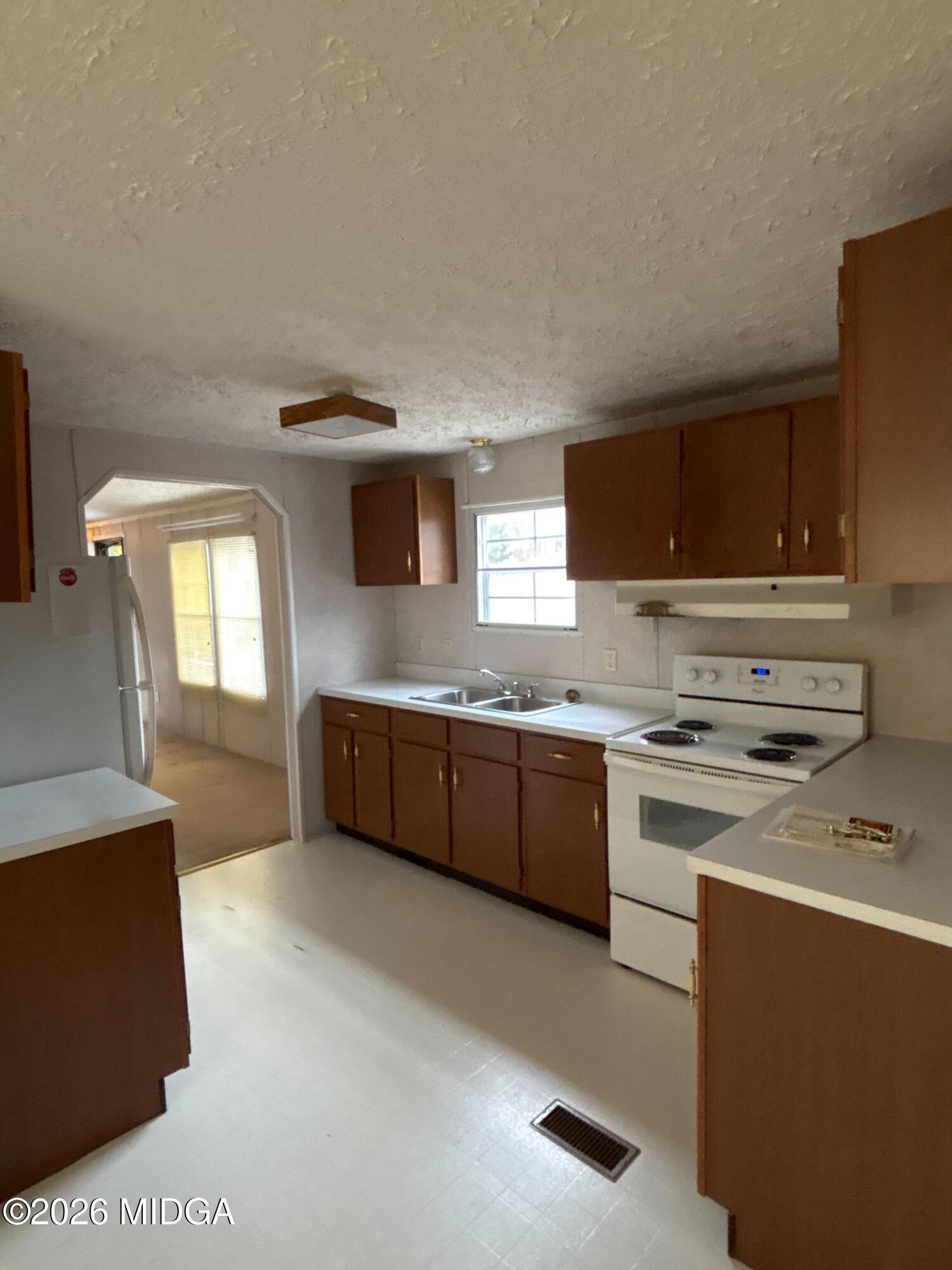 79 N Peach Plantations Court