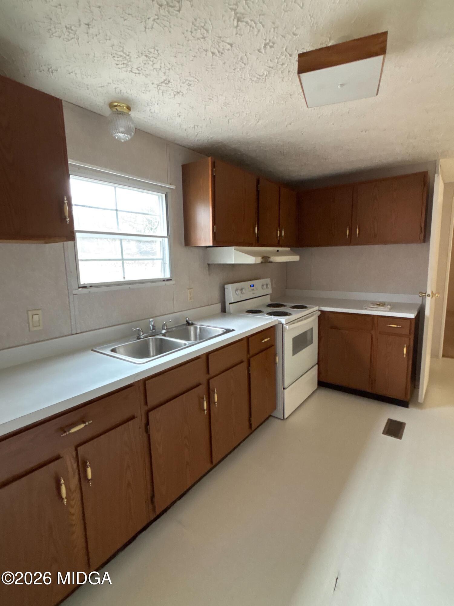 79 N Peach Plantations Court