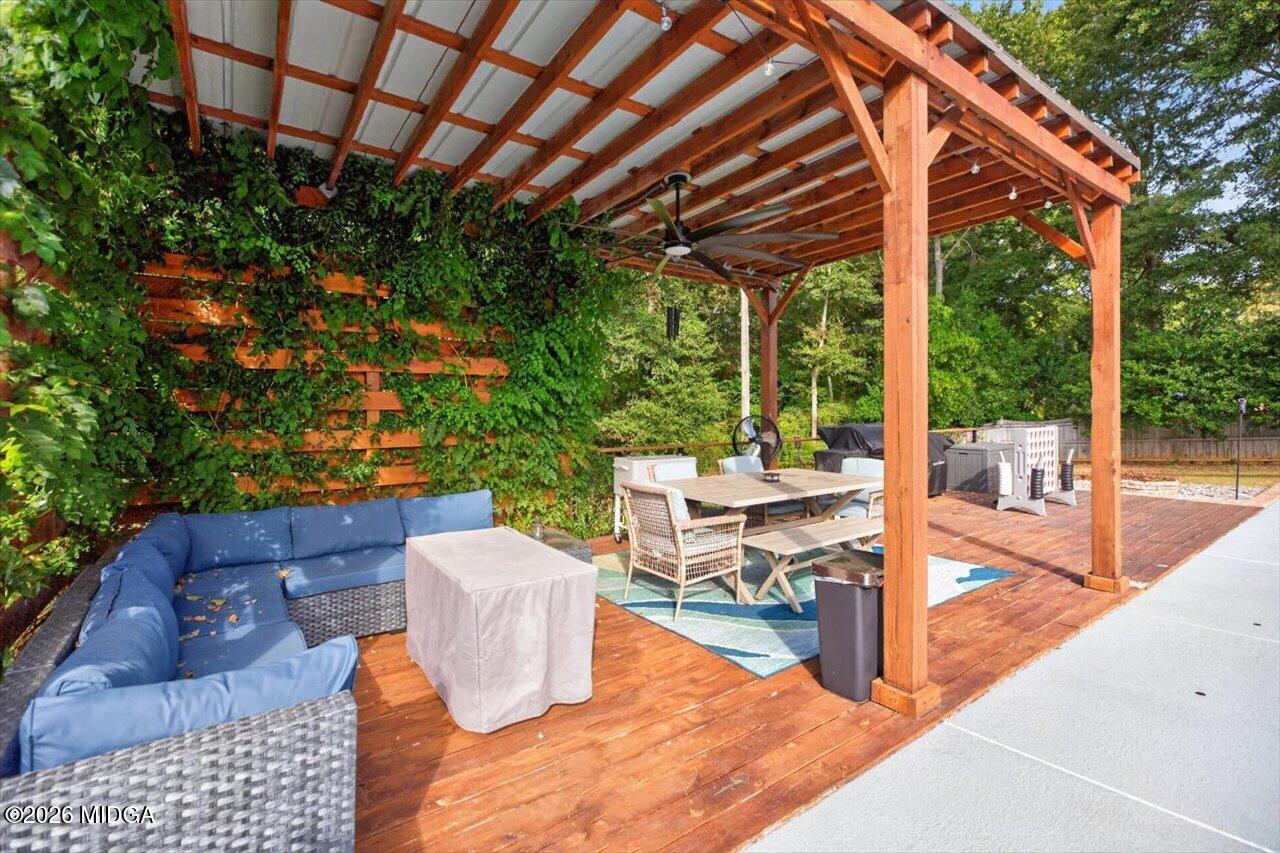 211 White Columns Drive
