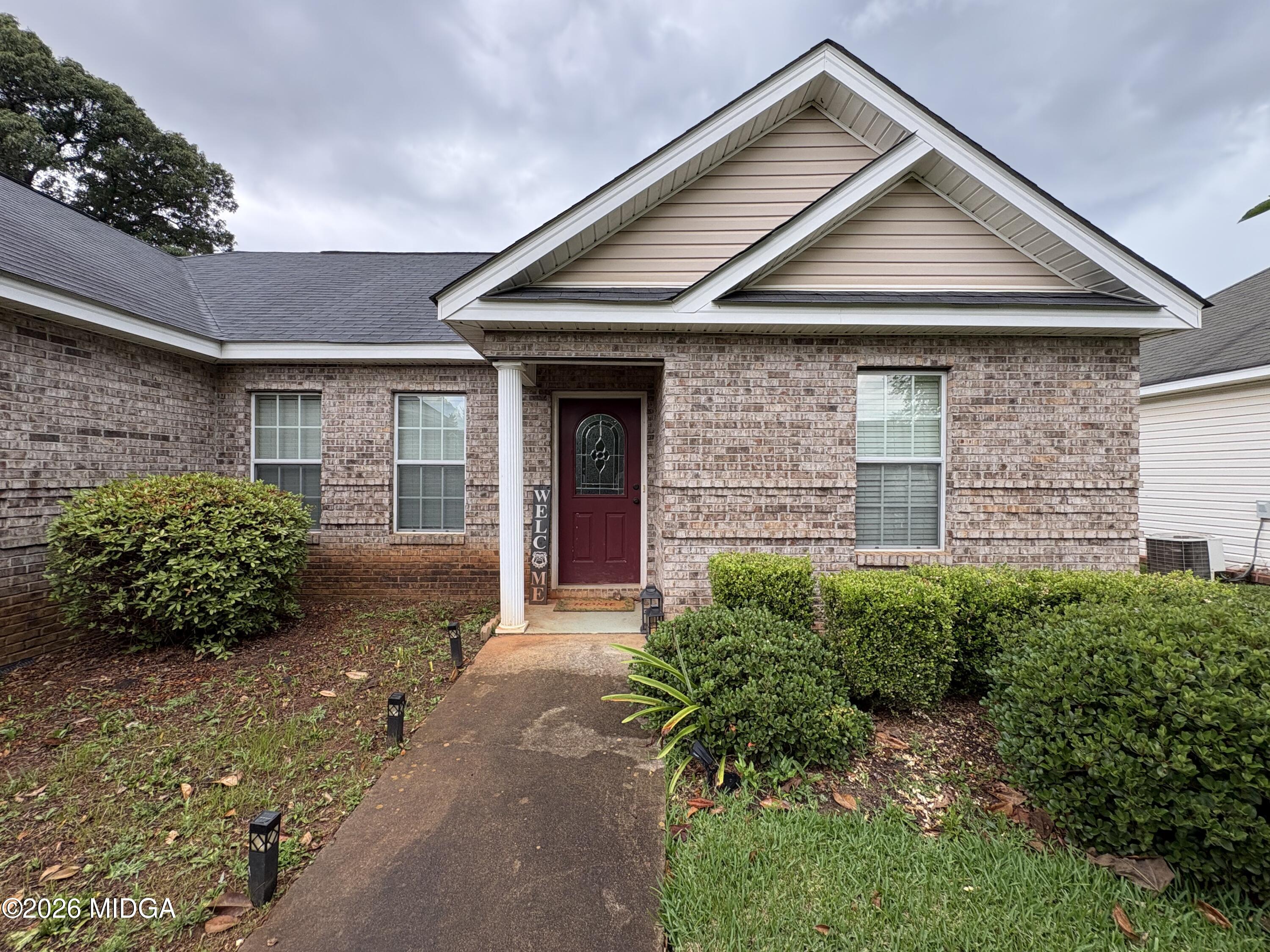 322 Manchester Lane