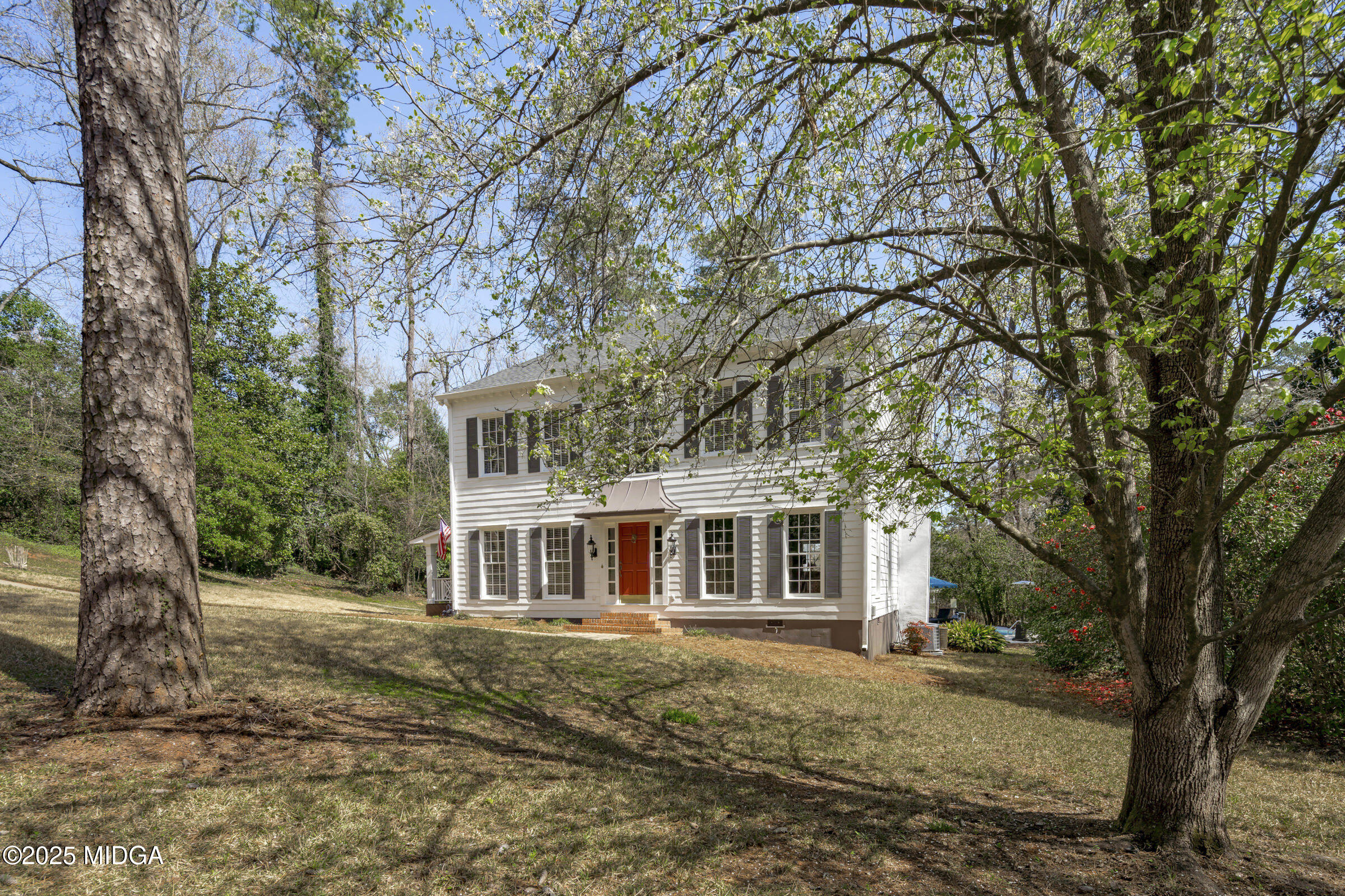 3687 Overlook Drive