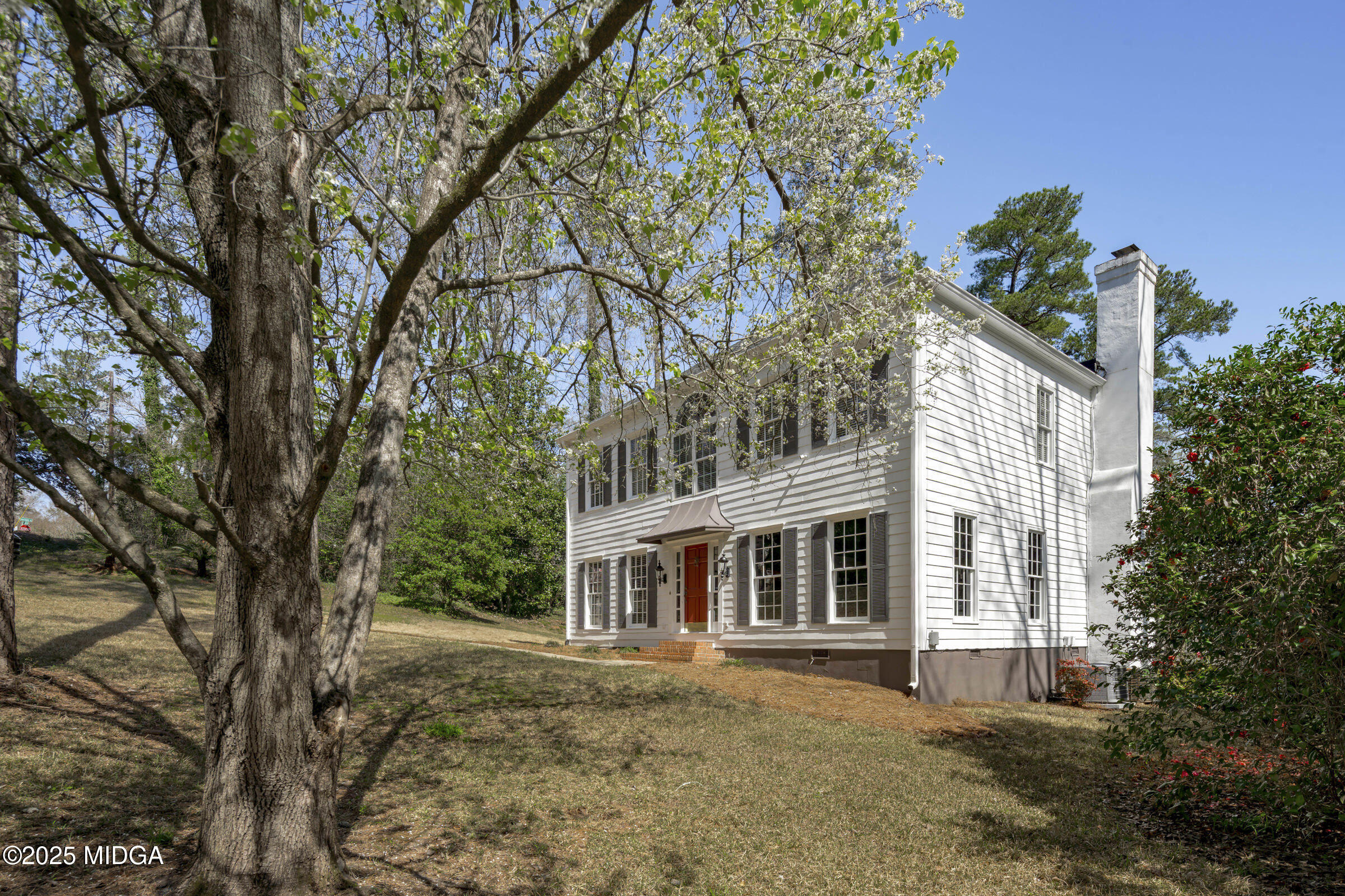 3687 Overlook Drive