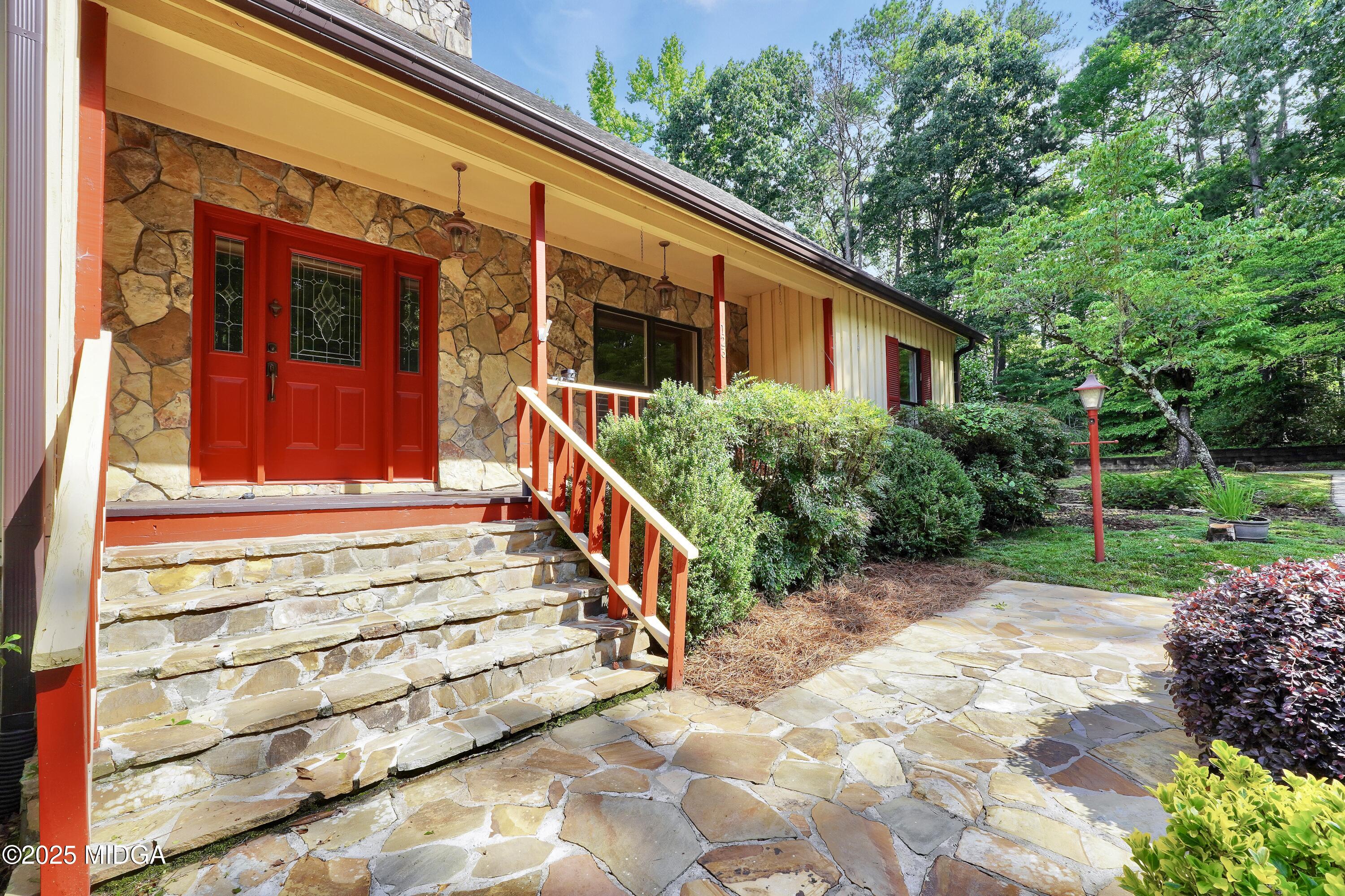 123 Eva Lane