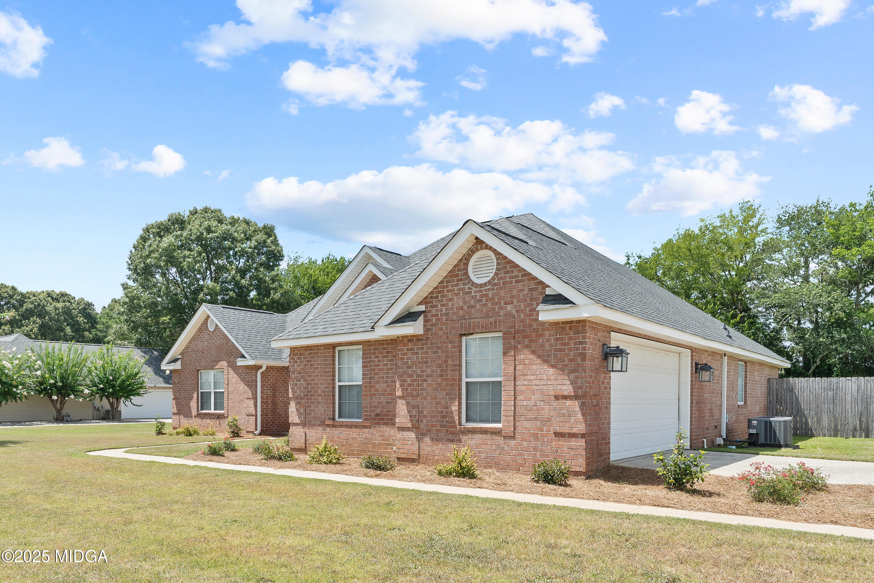 302 Southland Trail